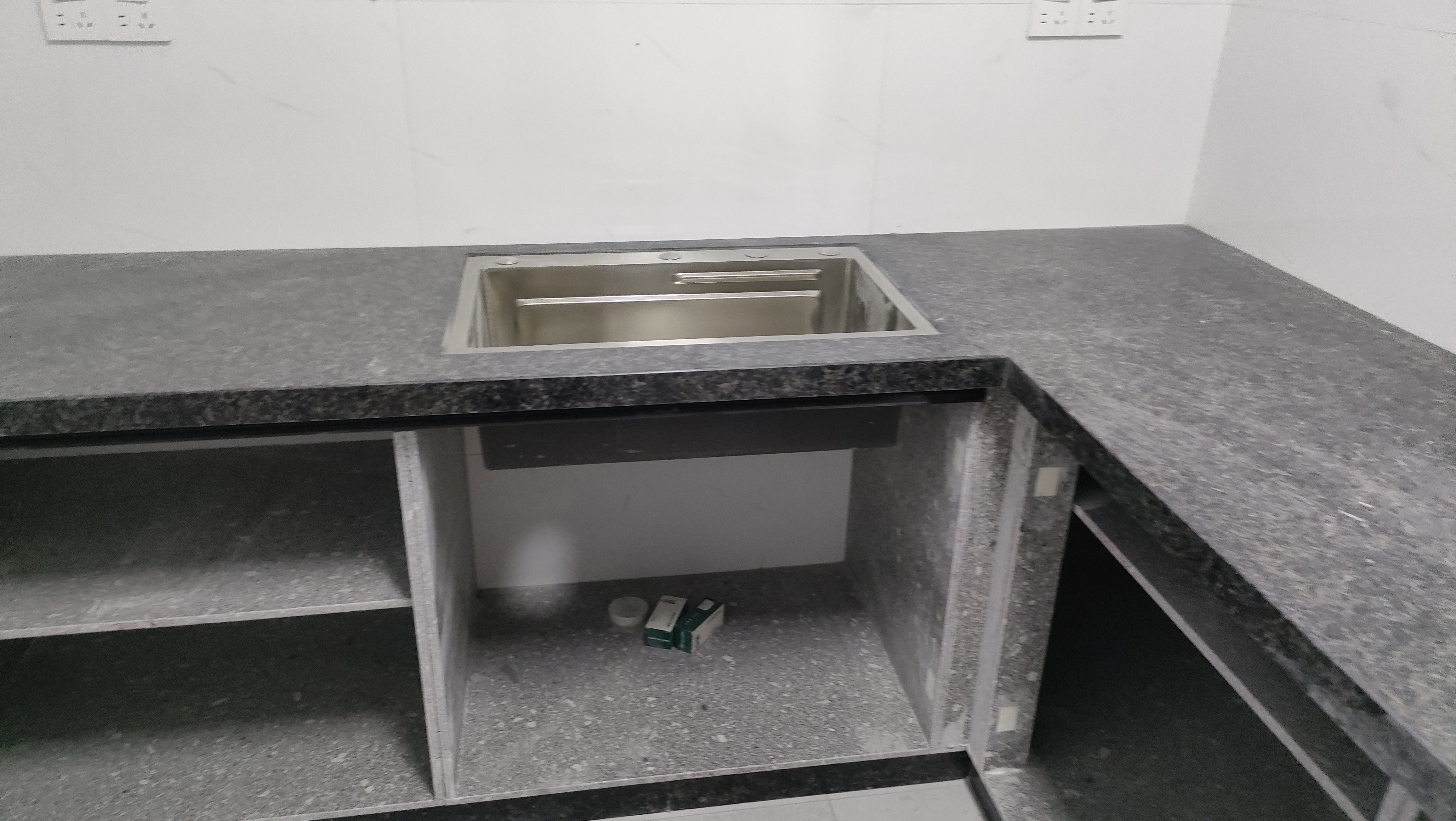 卡度罗【德国品牌】厨房水槽大单槽洗菜盆304不锈钢多功能洗碗洗菜池 高配68*45【5.0加厚】抽拉龙头+皂液器 实拍图