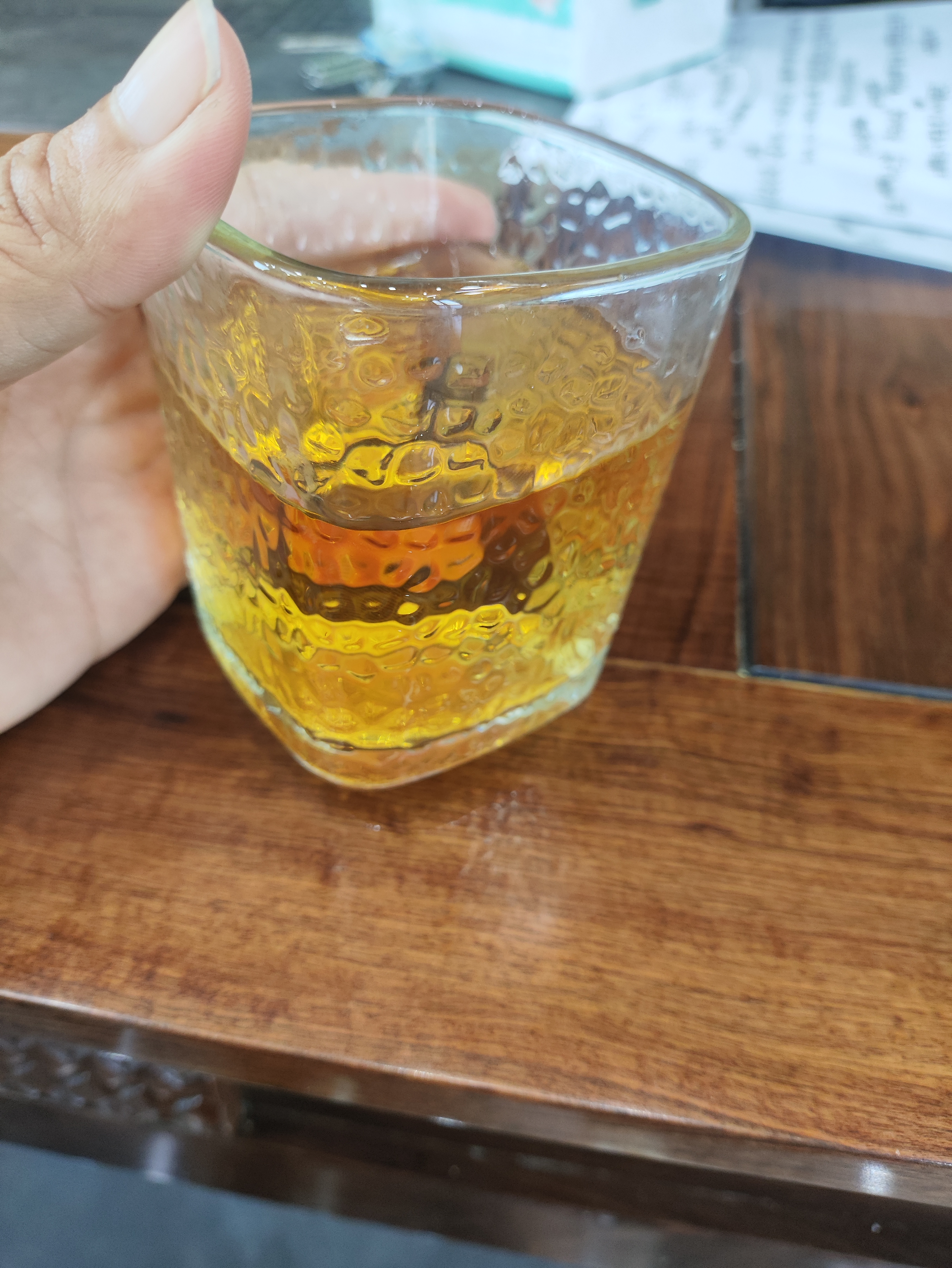首宴茶叶红茶浓香型红茶特级英红九号500g茶叶礼盒装送长辈送领导礼品 实拍图