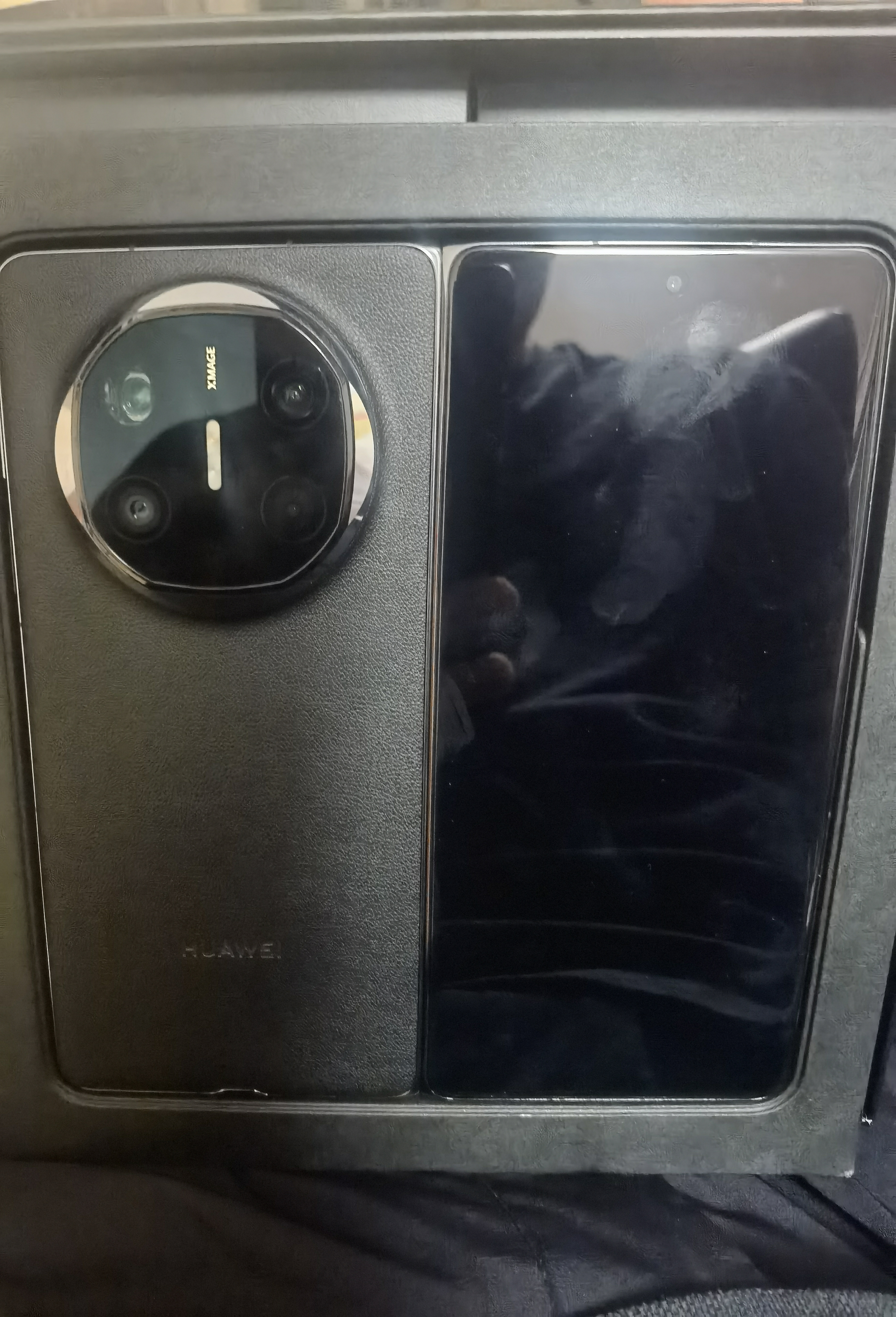 HUAWEI Mate X6 12GB+256GB曜石黑分布式玄武架构 鸿蒙大屏AI 红枫原色影像折叠旗舰手机 折叠屏 实拍图