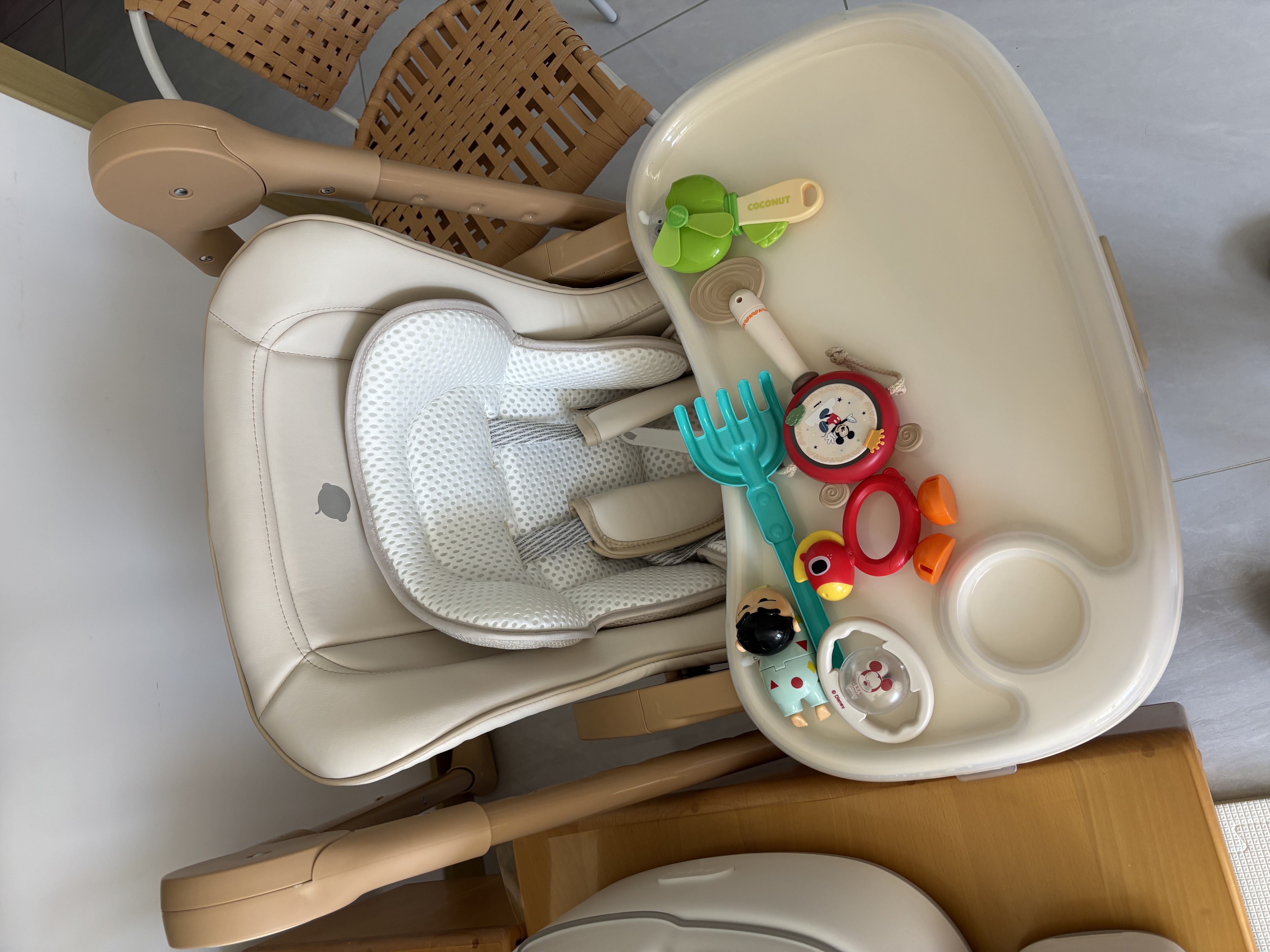 babycare宝宝餐椅6个月以上吃饭可折叠儿童座椅可移动婴儿成长椅 慕斯咖 实拍图