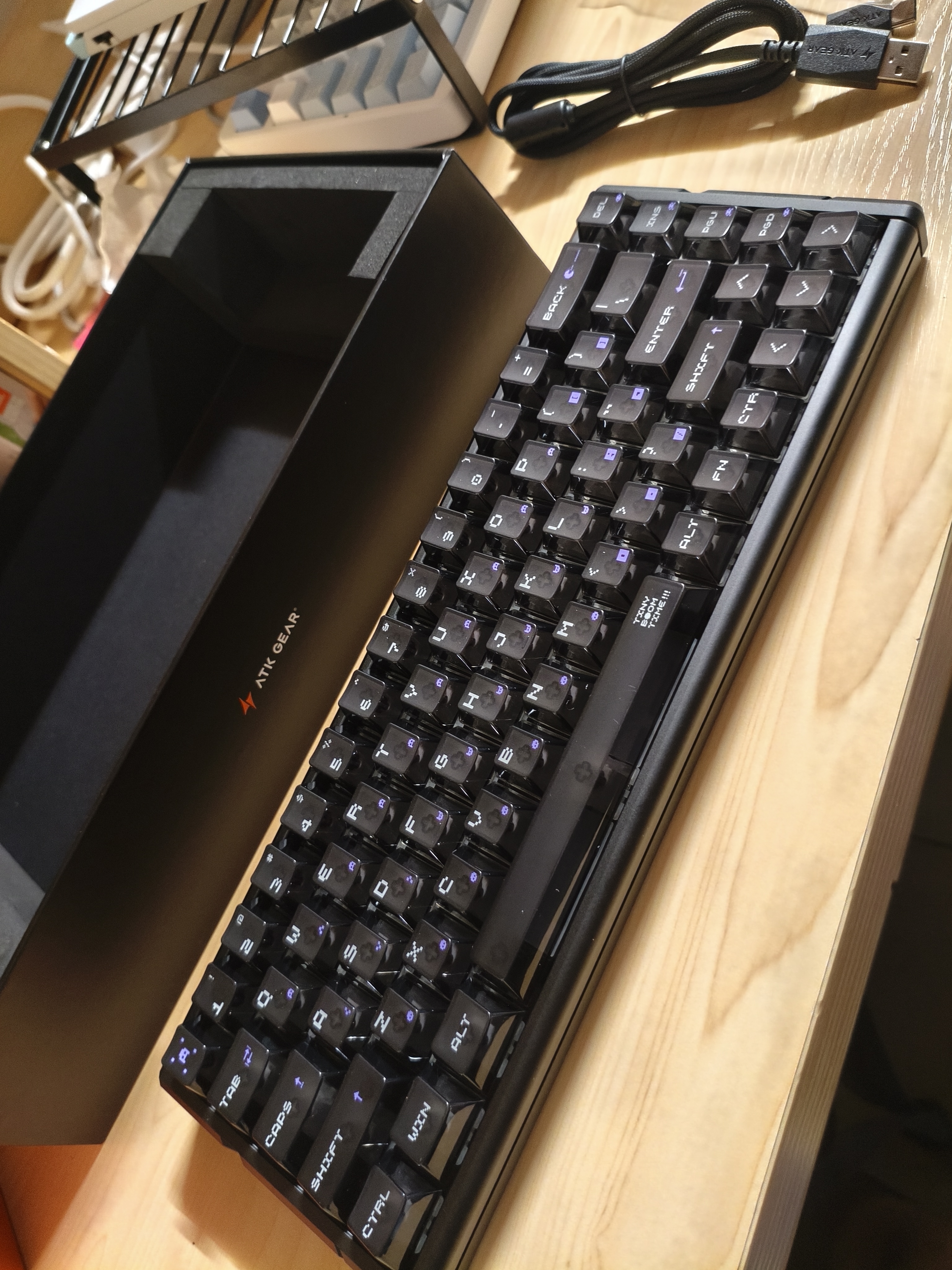 ATKRS6+磁轴键盘 RT客制化电竞游戏机械键盘有线无畏契约68键 RS6+黑武士雪刃轴Pro 实拍图
