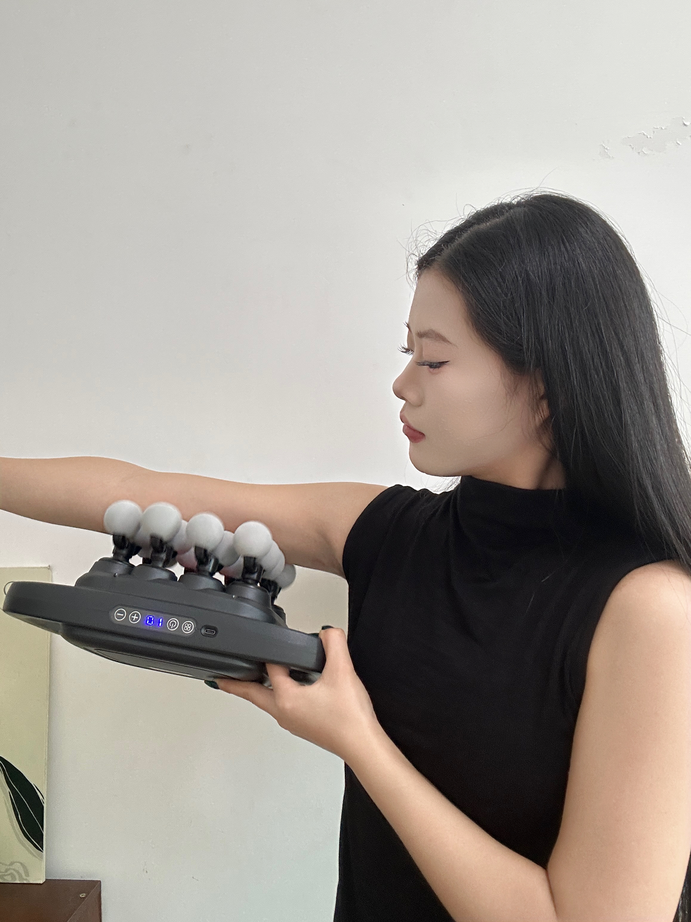 VTT大力金刚指十六头筋膜枪按摩器肩颈腰背多功能全自动揉捏腿部全身肌肉颈膜小腿仪中秋节礼物国庆 【16头顶配款】30档+动力锂电池+品牌电机灰 实拍图
