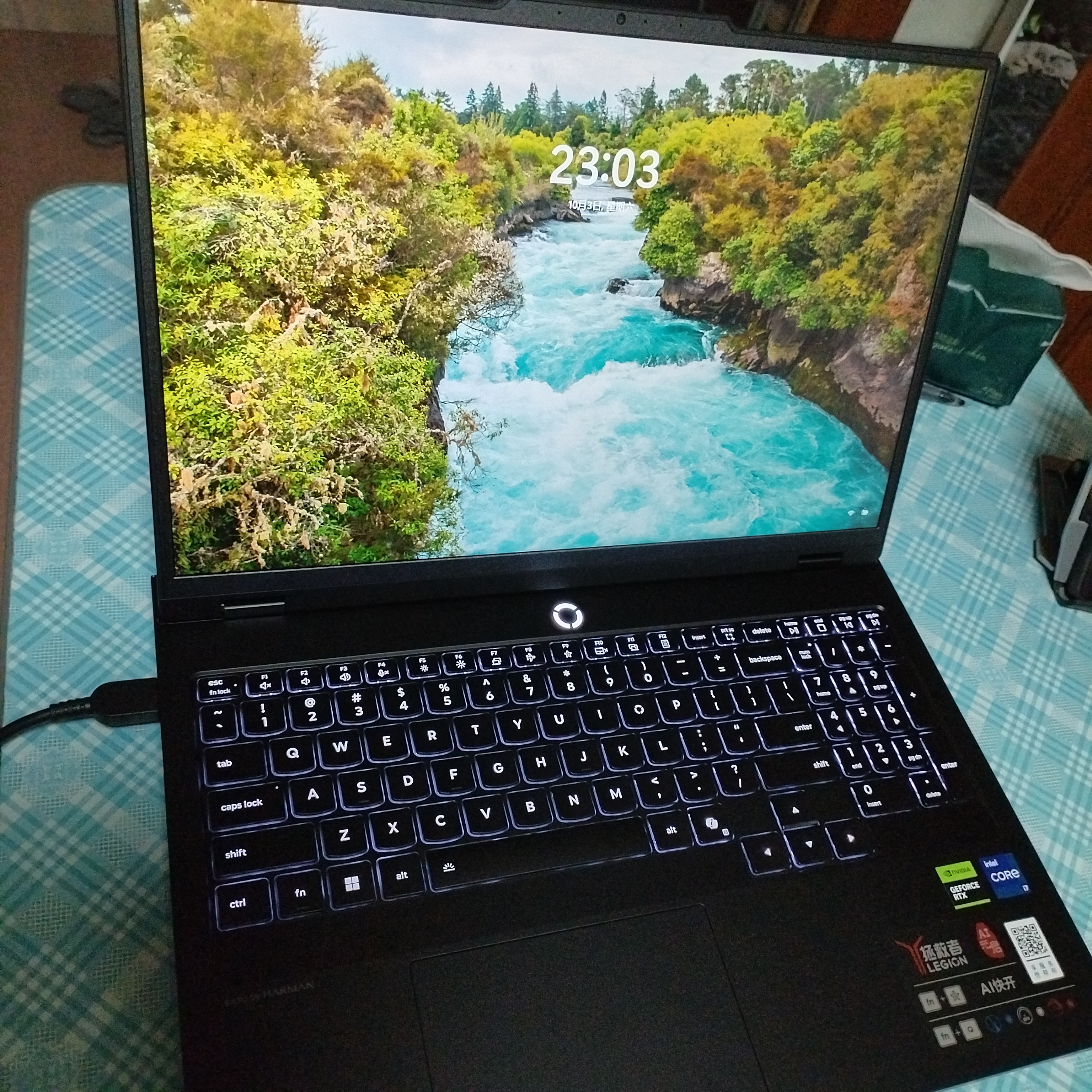 联想拯救者Y7000P 电竞游戏本笔记本电脑(i7-14650HX 16G 1T RTX5060 2.5K 240Hz 广色域 黑) 国家补贴 实拍图