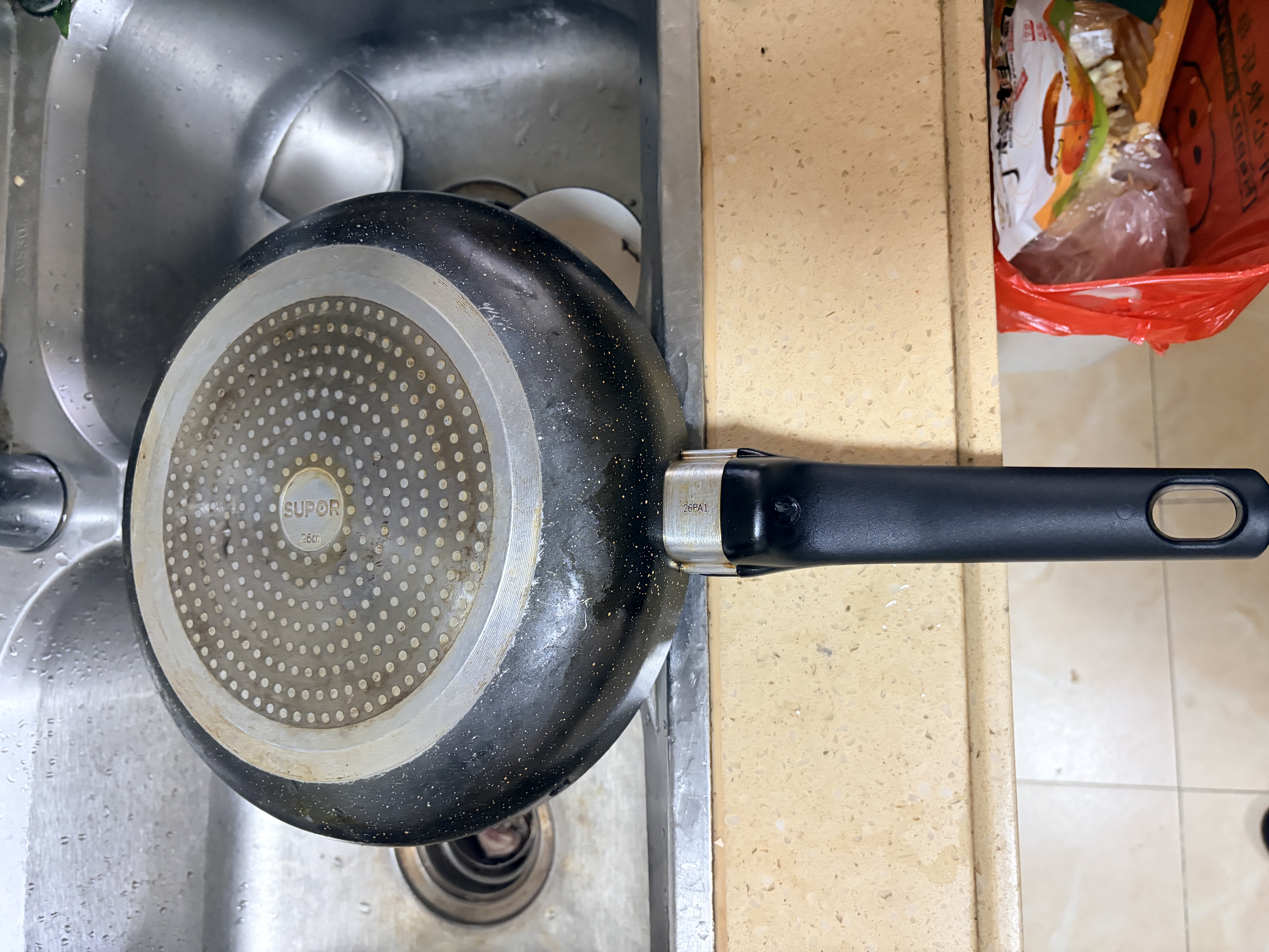 苏泊尔（SUPOR）平底锅不粘锅 牛排煎锅 麦饭石色炒菜锅煎蛋煎饼锅电磁炉燃气通用 【26CM加深】配盖 实拍图