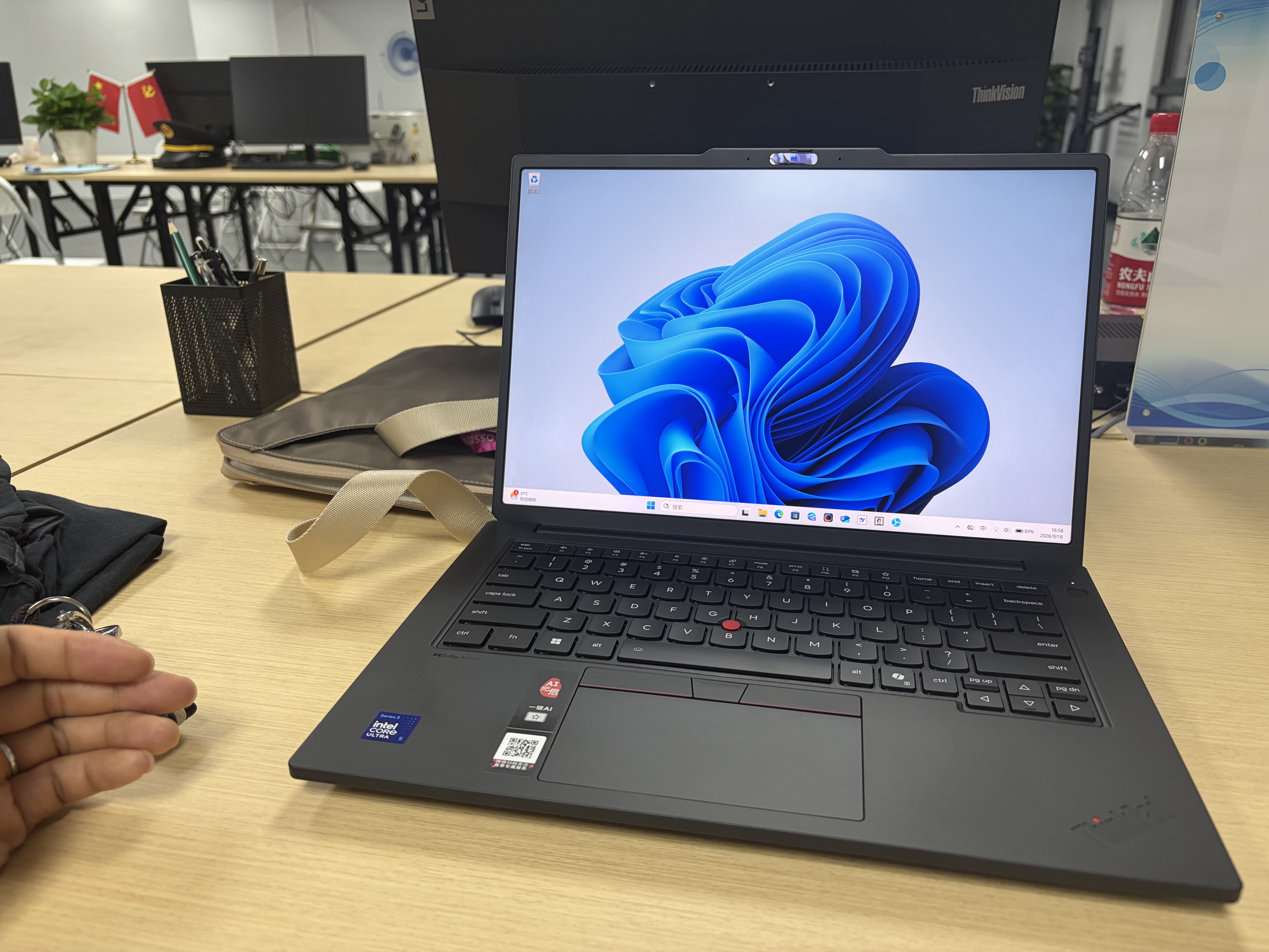 ThinkPad【国家补贴15%】T14p 2026 AI PC高性能工程师笔记本电脑 酷睿Ultra5 338H 32G 1TB 3K 商务办公本 实拍图