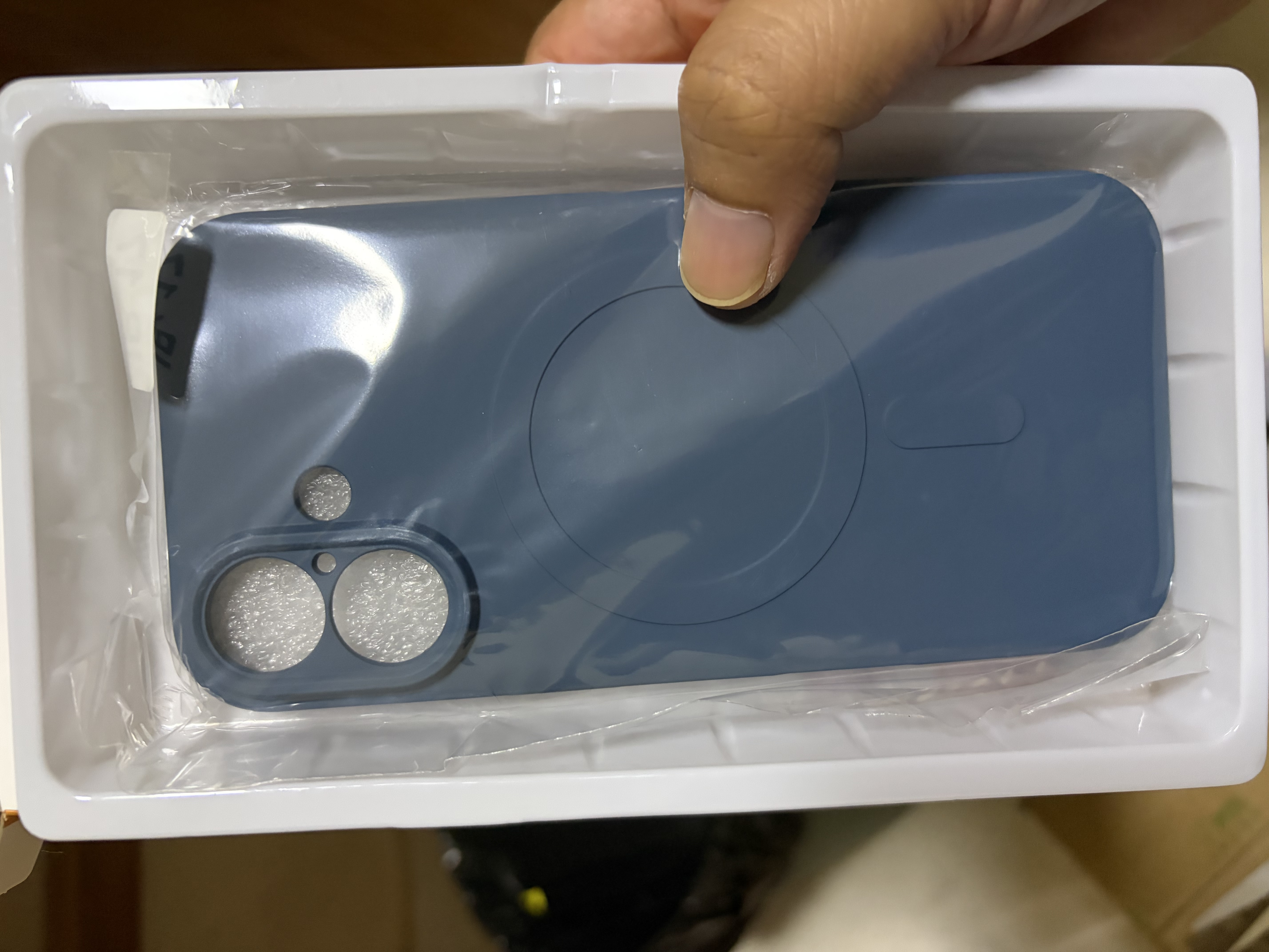 KEKLLE【亲肤磁吸】适用iPhone17手机壳 苹果17保护套 亲肤云感硅胶磁吸镜头全包软壳保护套 宝蓝色 实拍图