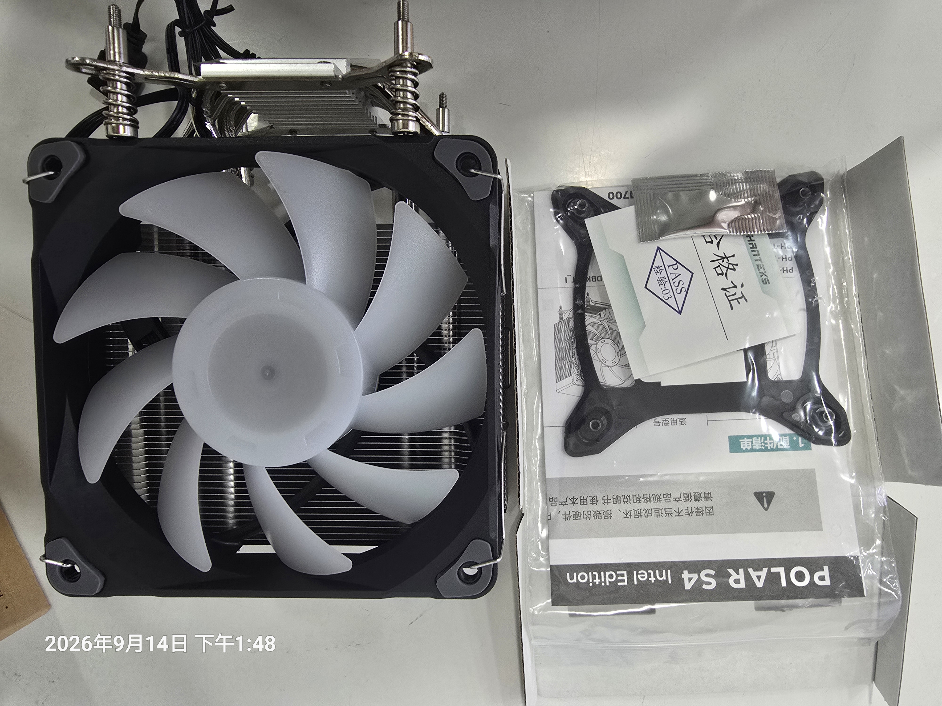 追风者（PHANTEKS）Polar伯乐S4黑单塔ARGB灯效逆重力4热管直触Intel专用CPU风冷散热器(120大风量扇/LGA1700/1851) 实拍图