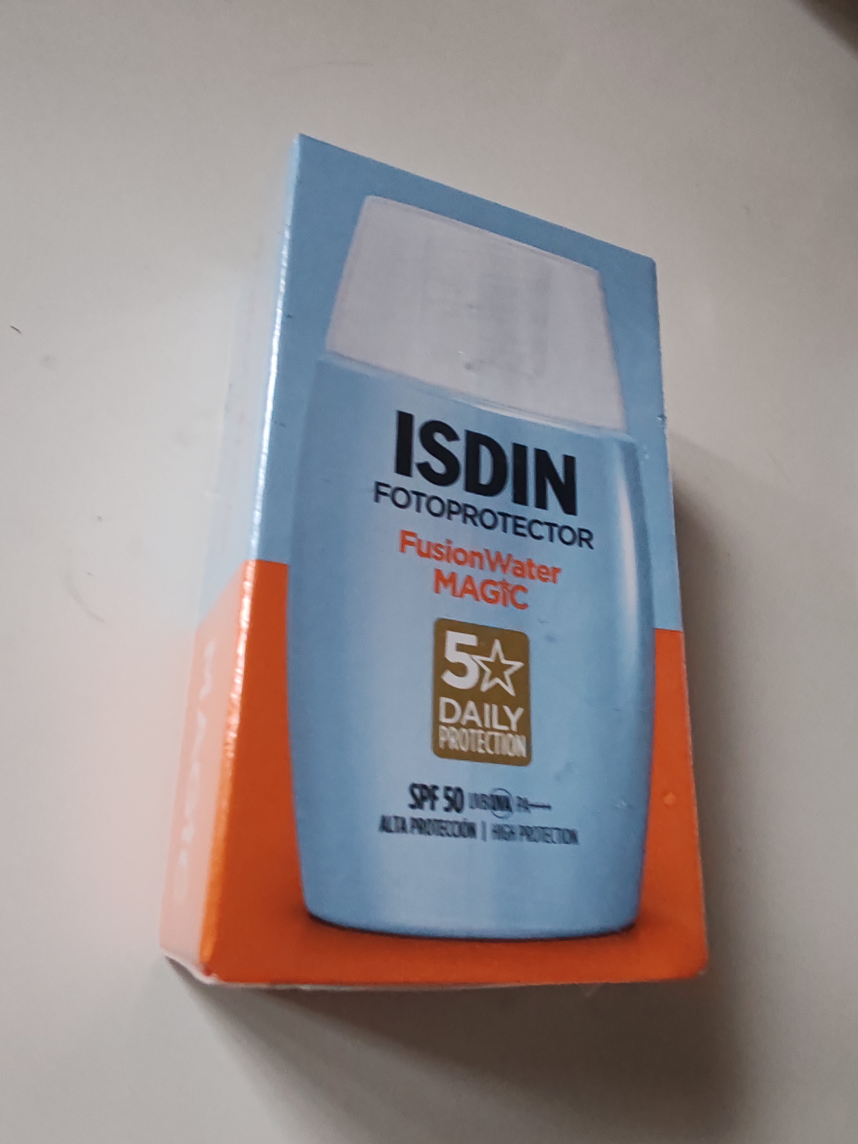 怡思丁（ISDIN）水感防晒霜隔离30ml SPF50户外高倍防晒霜敏感肌户外防晒礼物女 实拍图