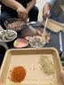 原始人围炉煮茶烧烤炉家用室内烤火炉套装户外烧烤桌取暖盆木炭烧烤架 煎烤套餐：加大号加厚桌面围炉带煎盘+5斤炭+包 实拍图