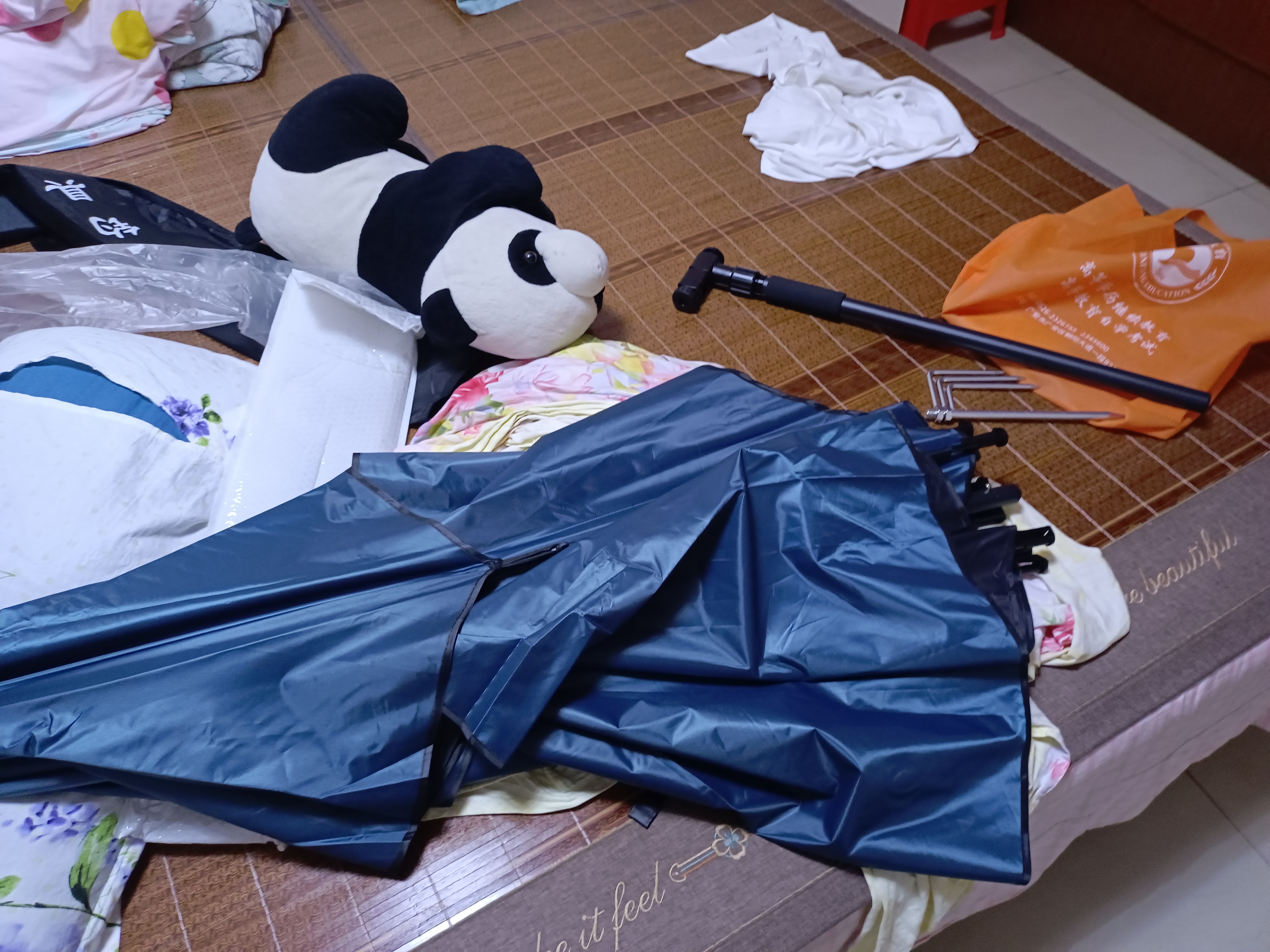 沃鼎钓鱼伞新款钓鱼遮阳伞户外垂钓伞拐杖伞大伞太阳伞沙滩伞台钓伞 2.4米 机械臂拐杖 伸缩下杆-湛蓝 实拍图