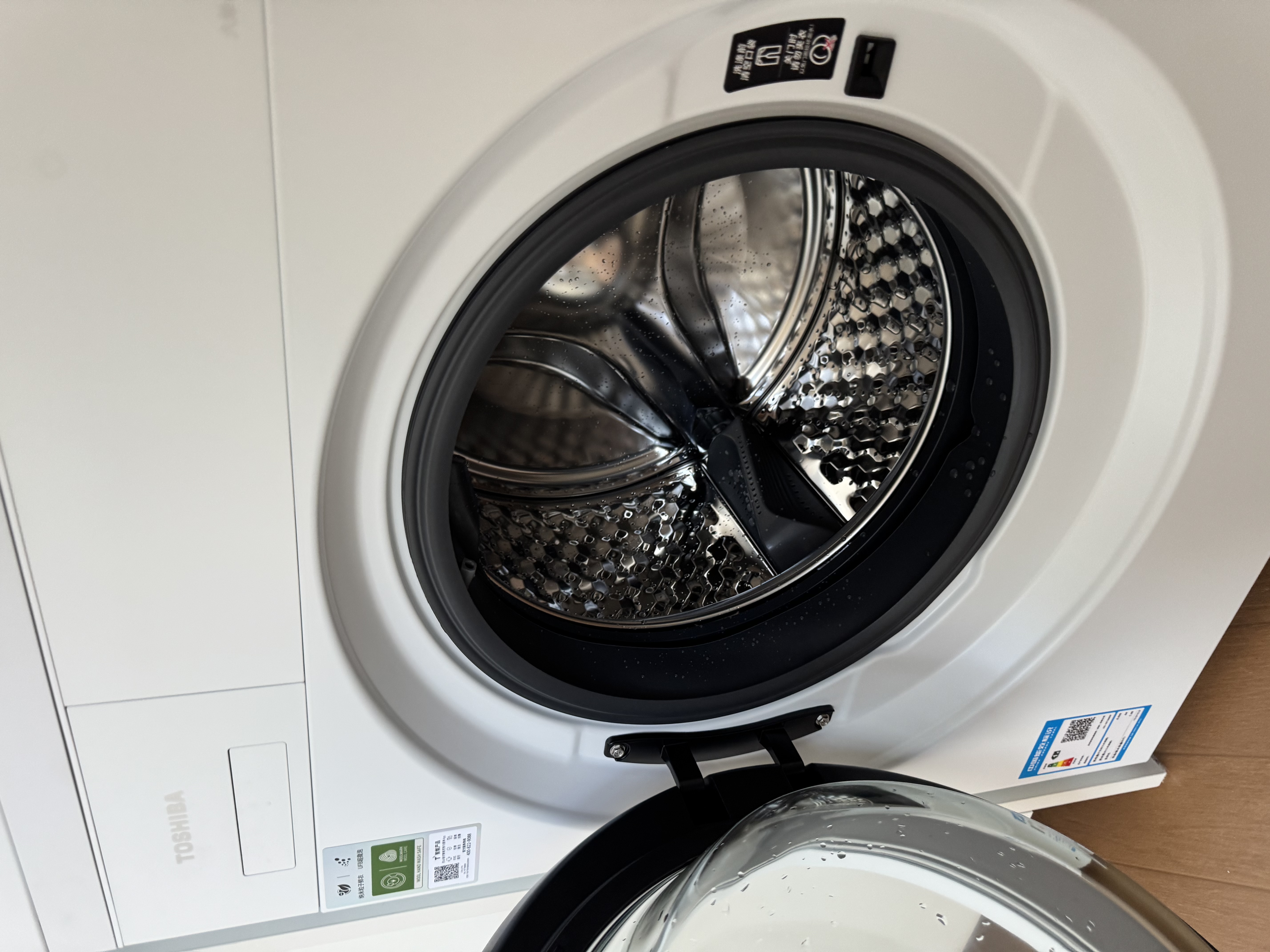东芝（TOSHIBA）玉兔3.0洗烘套装 全自动滚筒洗衣机家用+热泵烘干机 蒸汽精护 变频一级能效 DG-10T186BW+T186 实拍图