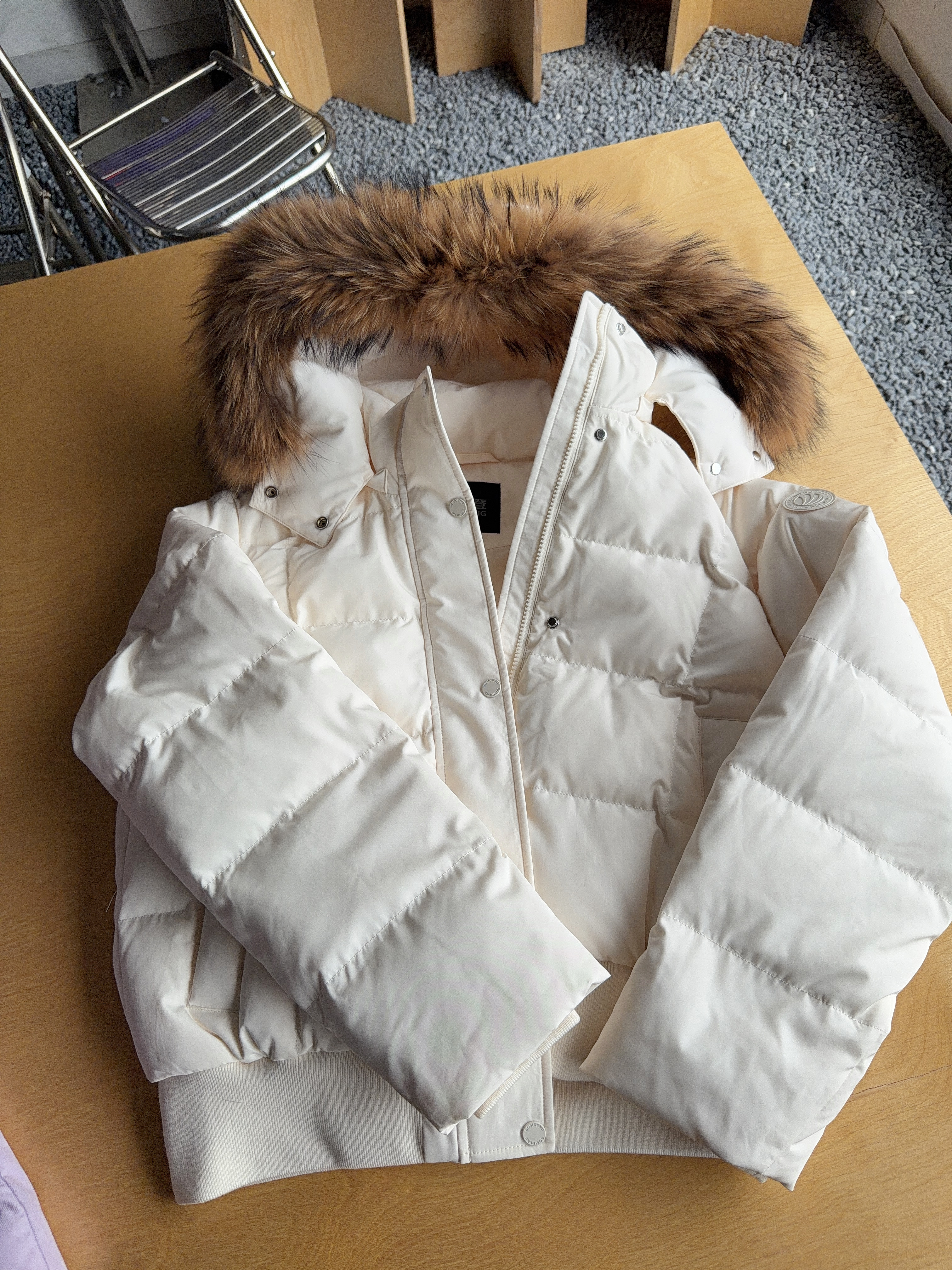 波司登【谷爱凌同款】26年冬休闲女款毛领脱卸帽短款羽绒服B260245362 实拍图