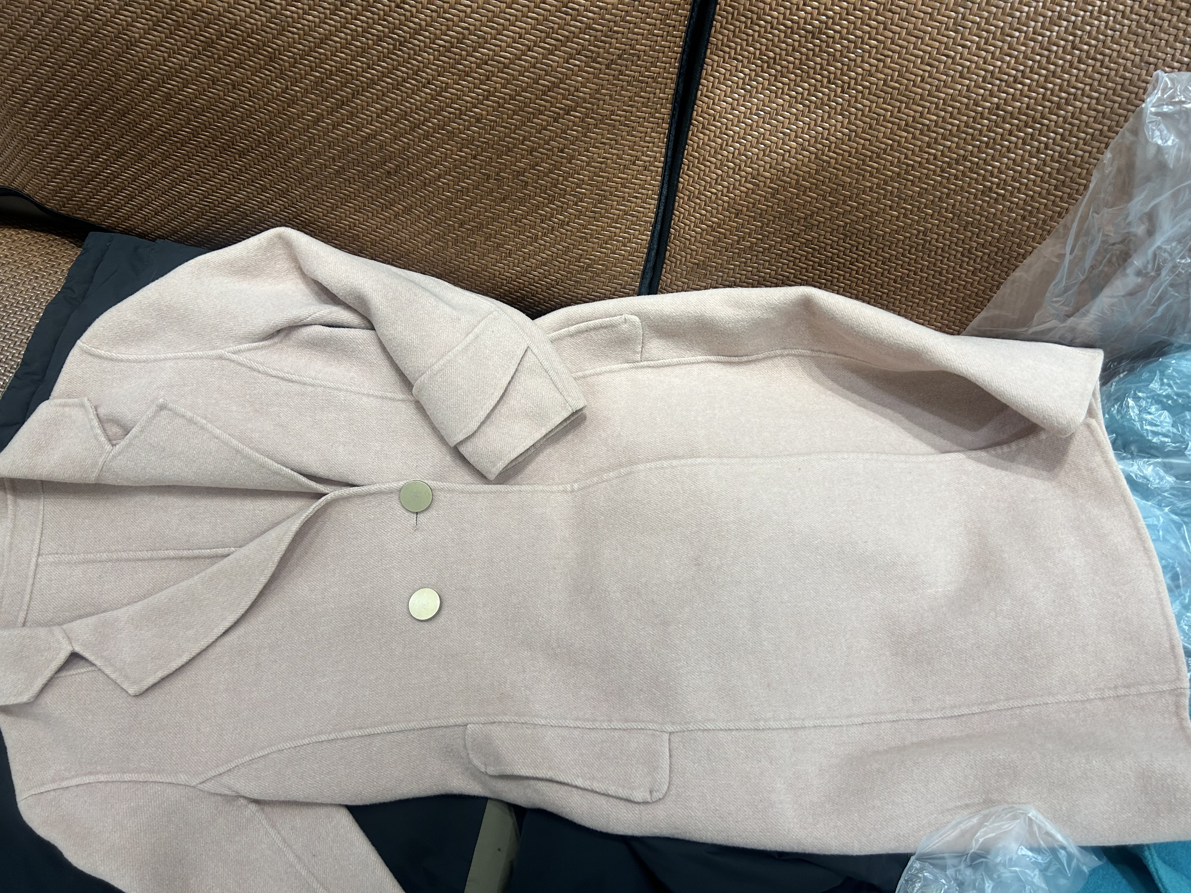 洗衣洗鞋服务 丰巢洗衣洗羽绒服/运动鞋任洗 干洗衣服上门服务 洗衣服务 洗衣服上门取件 衣鞋*任洗3件 预约今日上门 实拍图