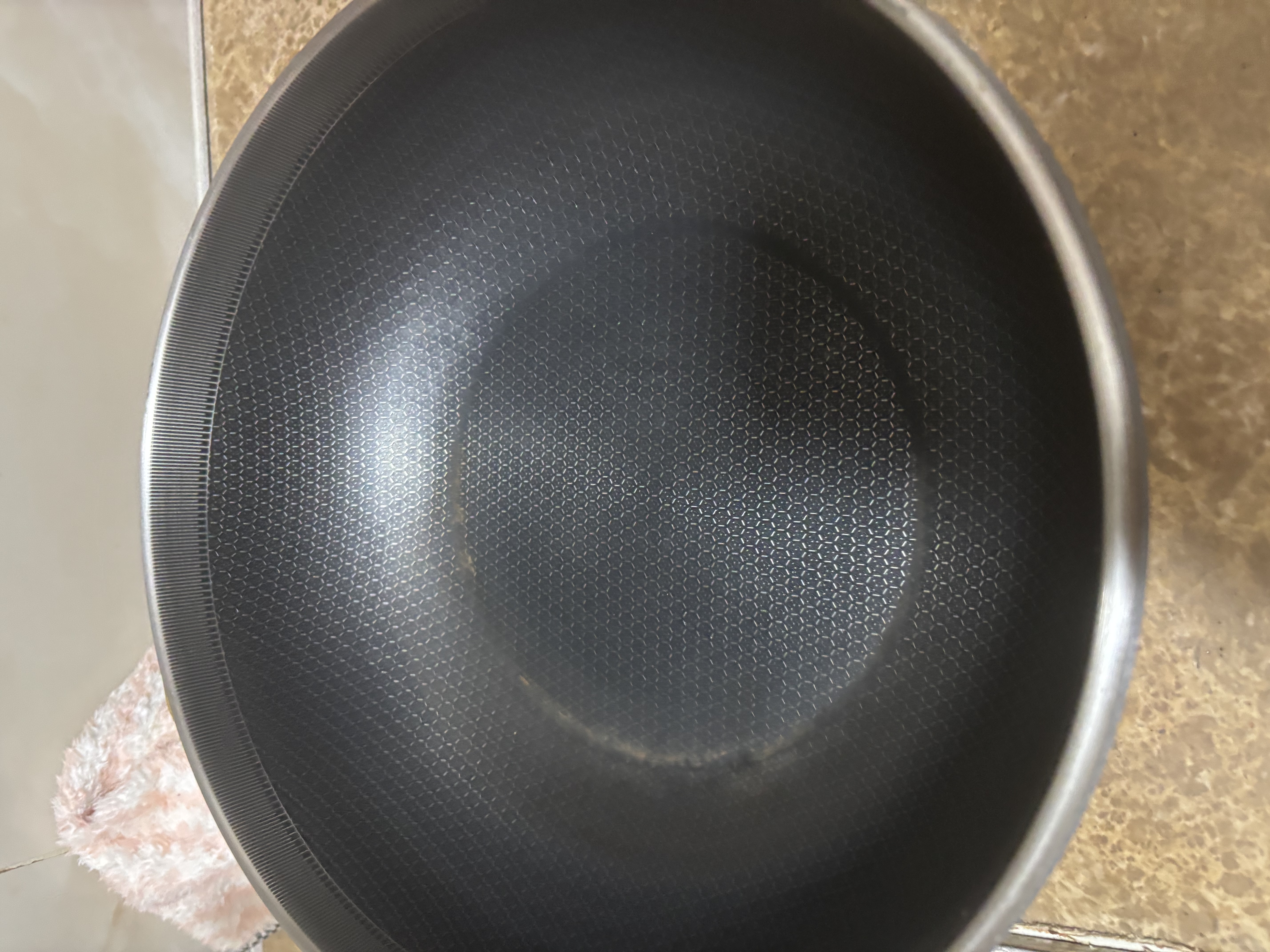 美的（Midea）电炒锅 电蒸锅 电煮锅电火锅家用多功能锅炒菜锅304蜂窝晶刻多用途锅4L电热锅 MC-HGS2812 实拍图