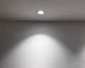雷士（NVC）led家用小山丘射灯嵌入式客厅防眩小孔灯护眼天花灯高显色小桶灯 5W 三色 铝材漆白75-85mm 实拍图