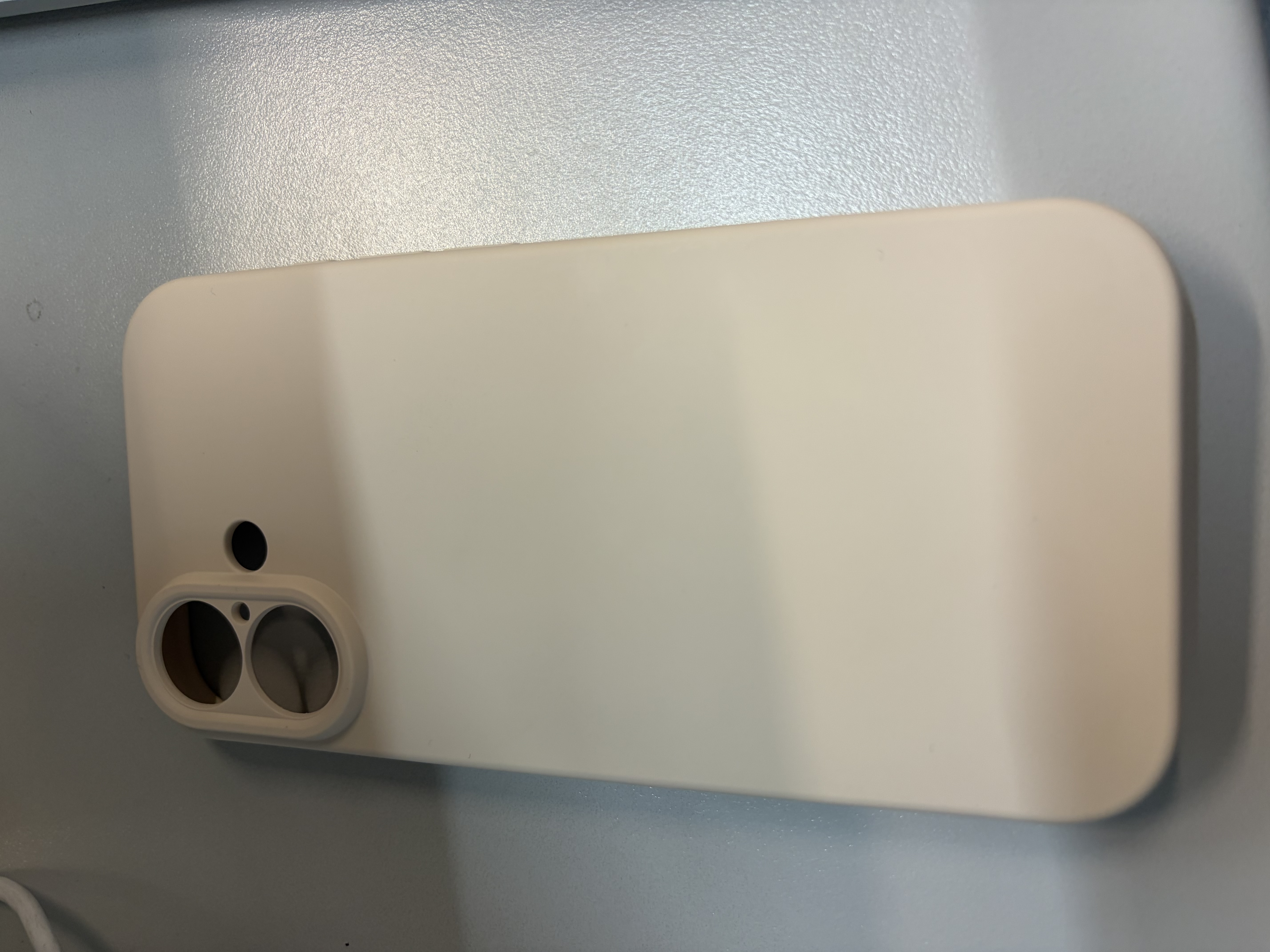 品胜【相机按键全包】适用iPhone17手机壳苹果17保护套亲肤柔性液态男女款超薄全包软壳保护套白色 实拍图