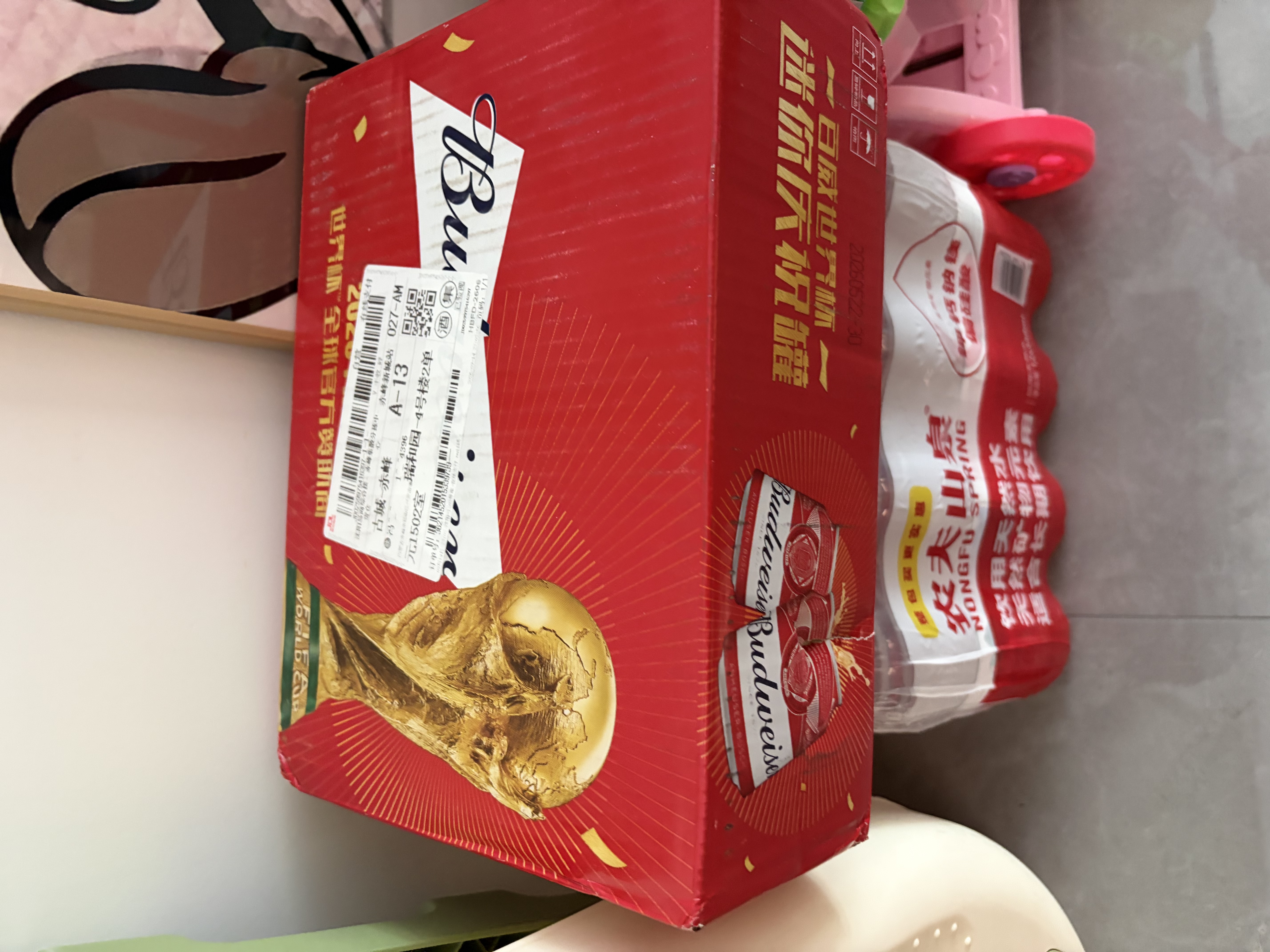 百威啤酒mini红罐淡色拉格255ml*12小罐整箱装京东自营喜酒中秋礼品 实拍图