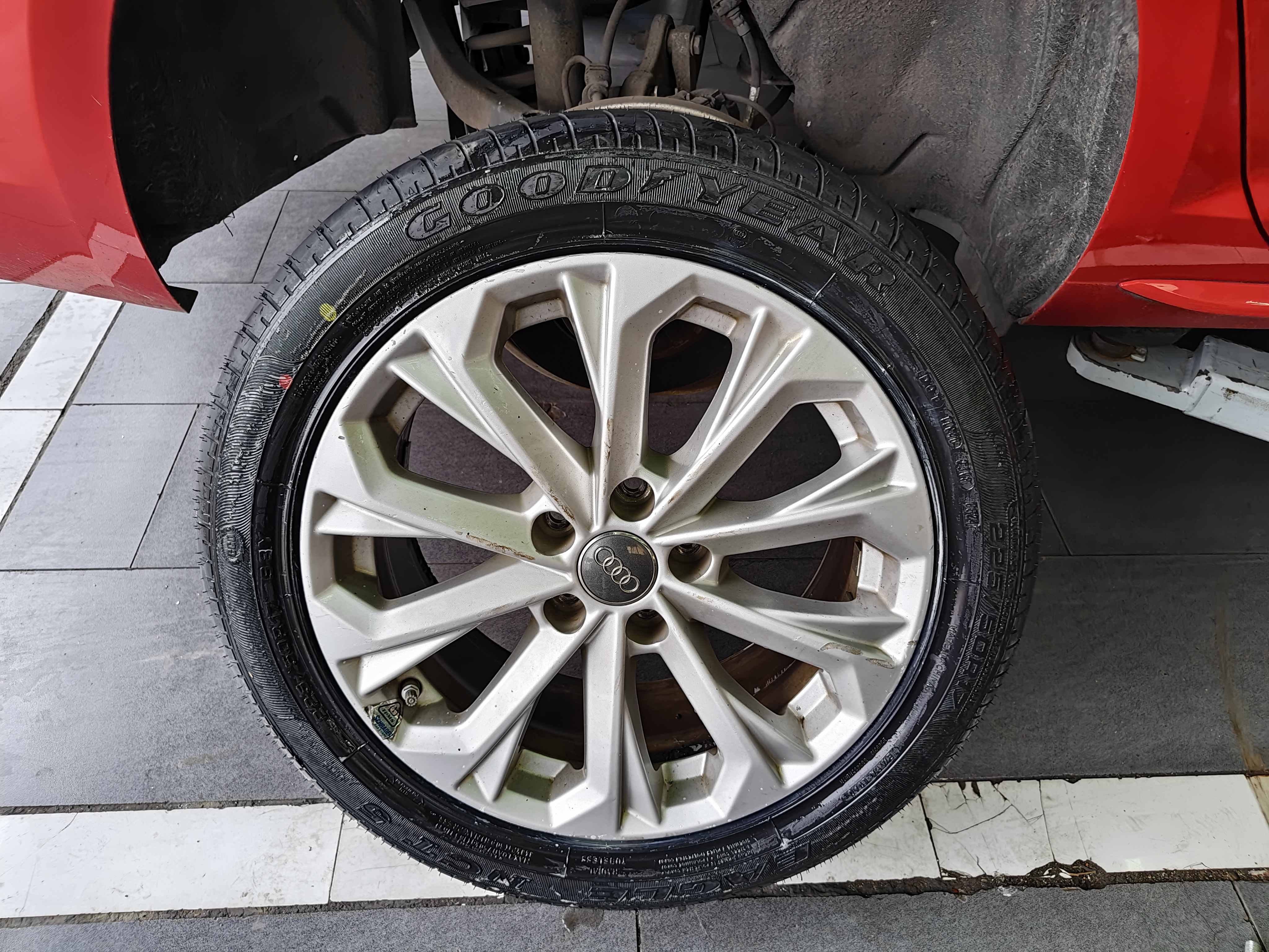 固特异（Goodyear）爆款清仓 24年 汽车轮胎 225/50R17 98Y NCT5 配套大师 适配雅阁 实拍图