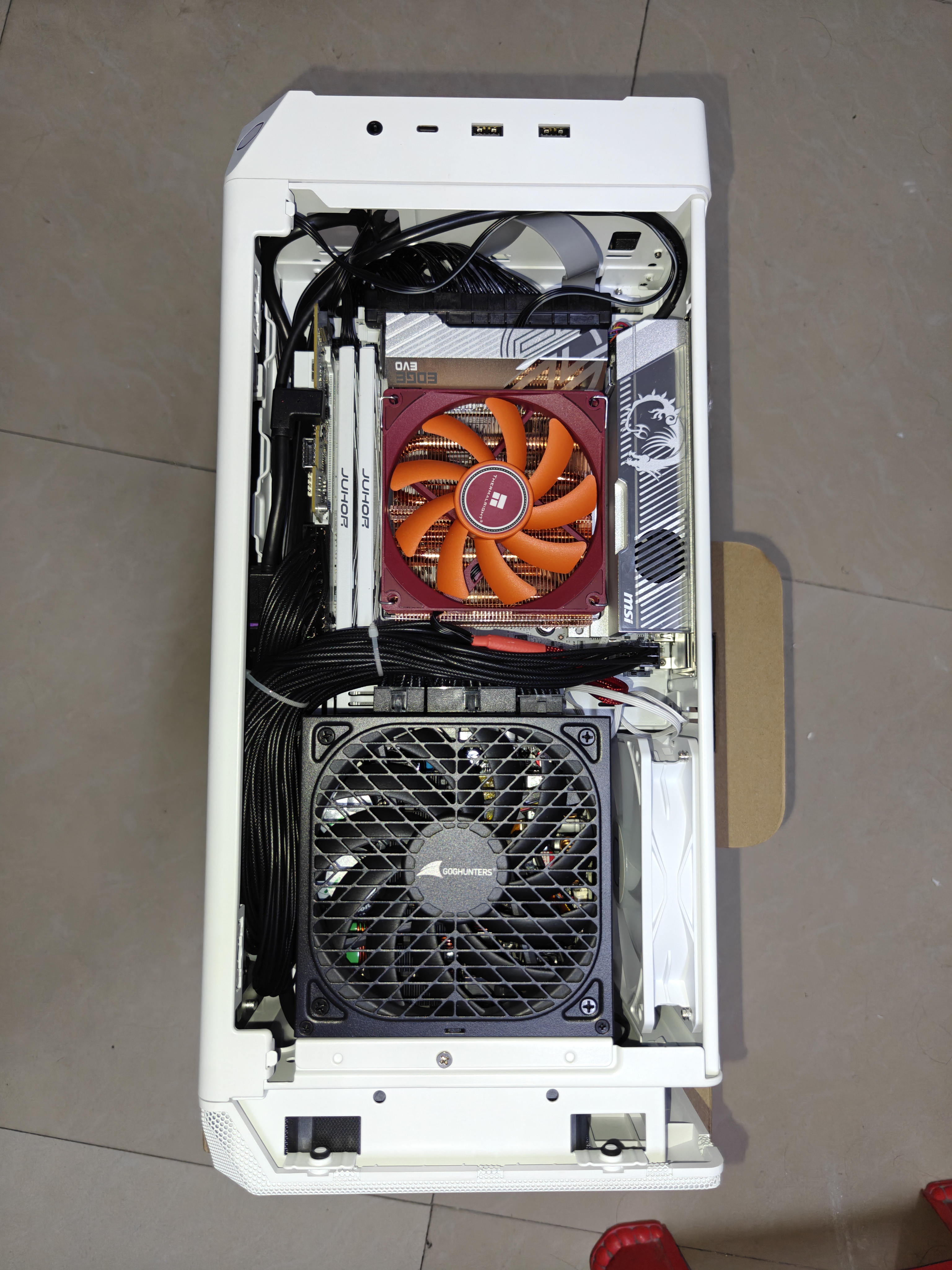长城（Great Wall）额定1200W TFL1200白金牌SFX-L全模组（ATX3.1标准/PCIe5.1/全电压/单路12V） 实拍图