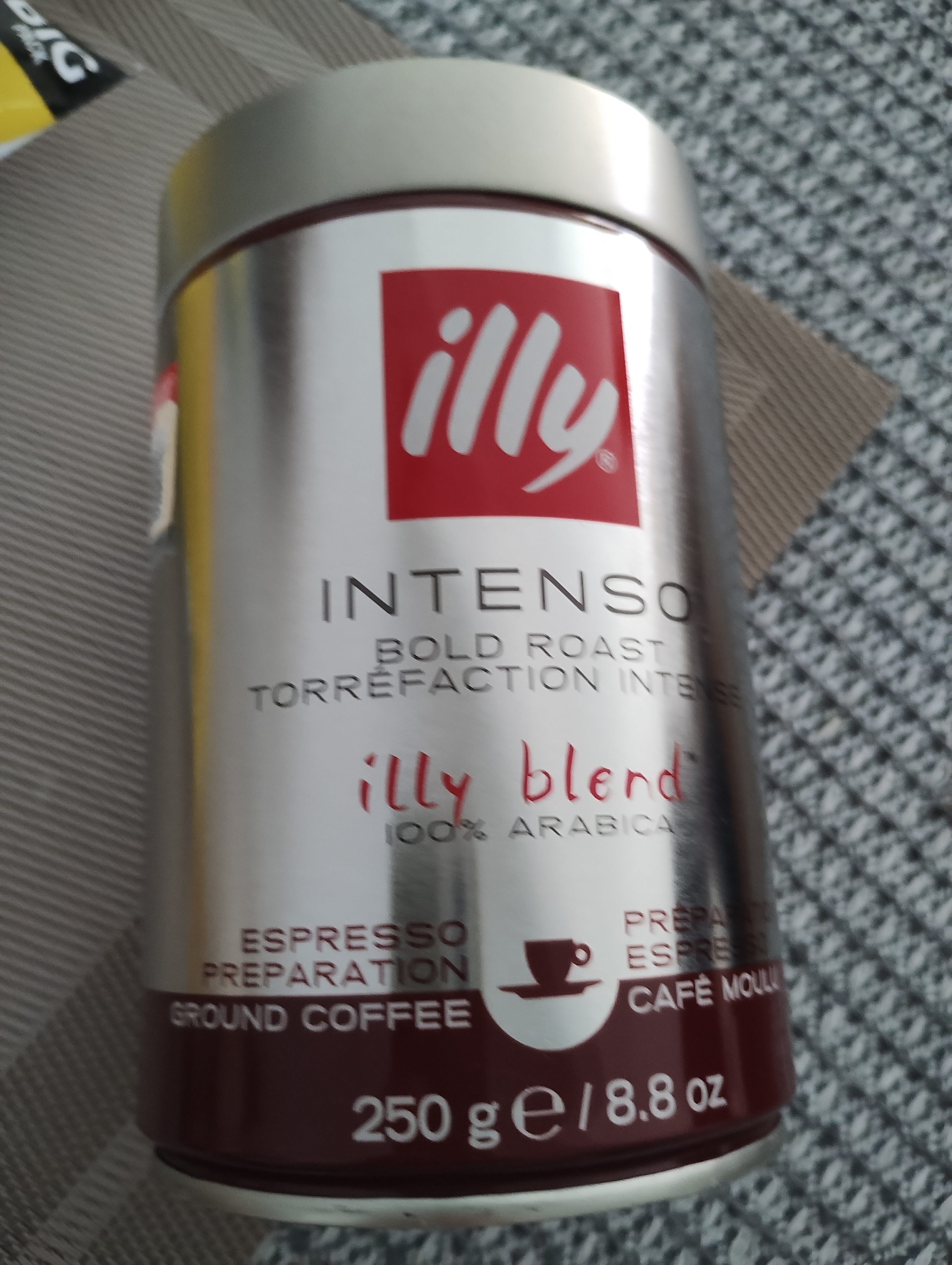 意利（illy）意大利原装进口意式黑咖啡 深烘咖啡粉250g/罐礼品送礼 实拍图