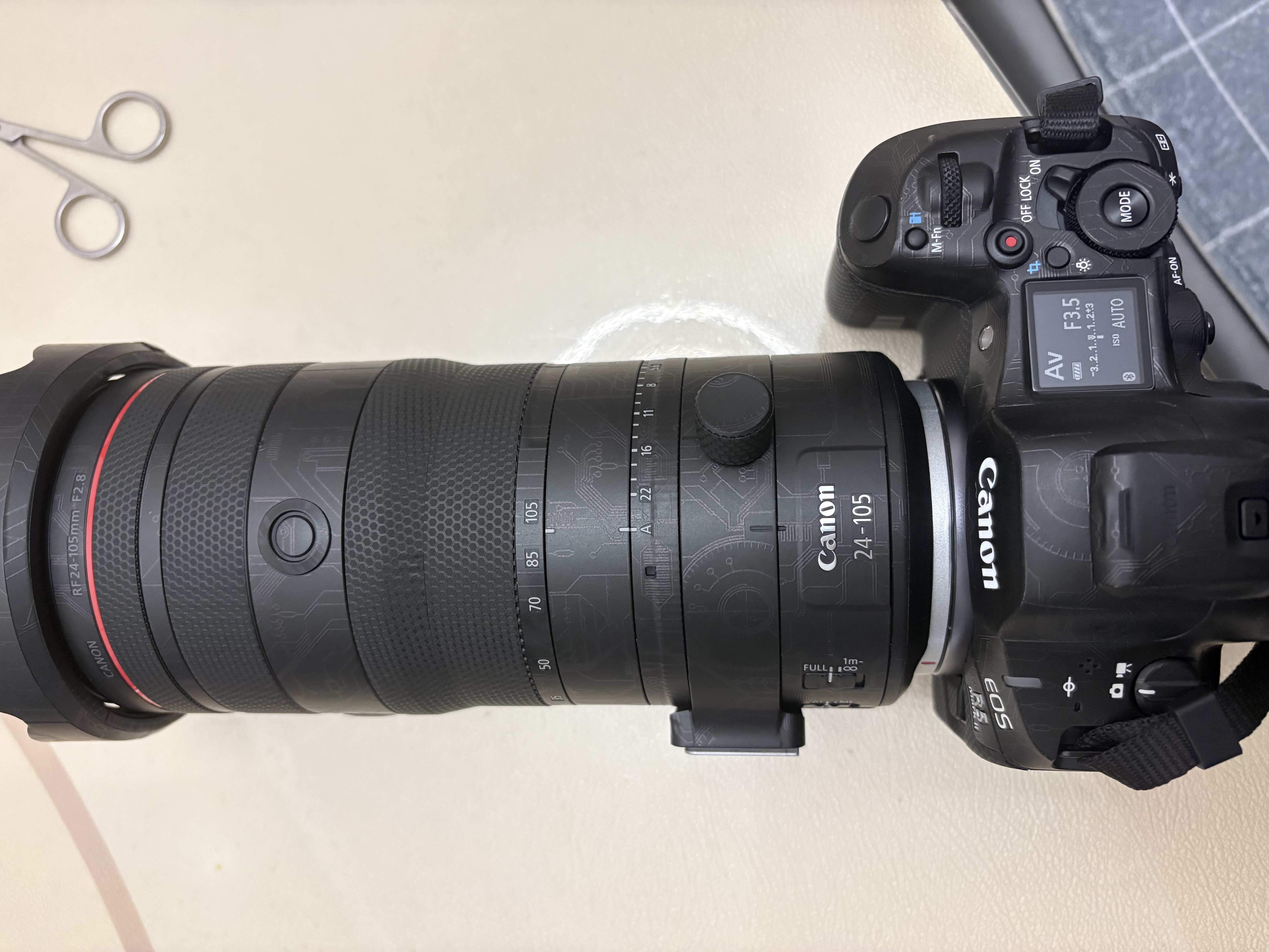 佳能（Canon）【官方旗舰】RF24-105mm F2.8 L IS USM Z 恒定F2.8大光圈 L级 RF标准变焦镜头 实拍图