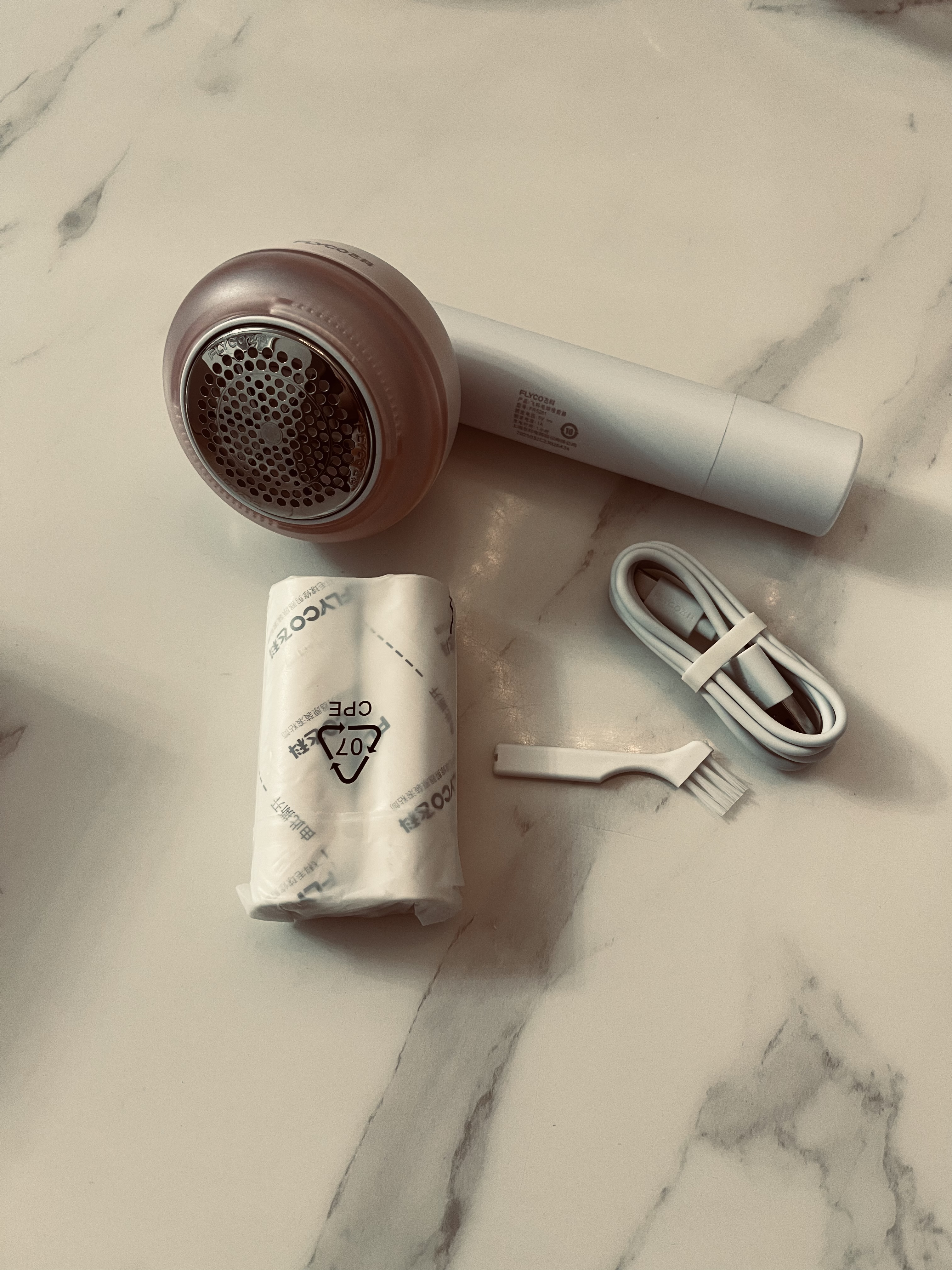 飞科（FLYCO）毛球修剪器起球器去毛球器刮毛器剃毛器剃球器剃毛机除毛器打毛器吸球器吸毛器 FR5281+滚粘筒*2 实拍图