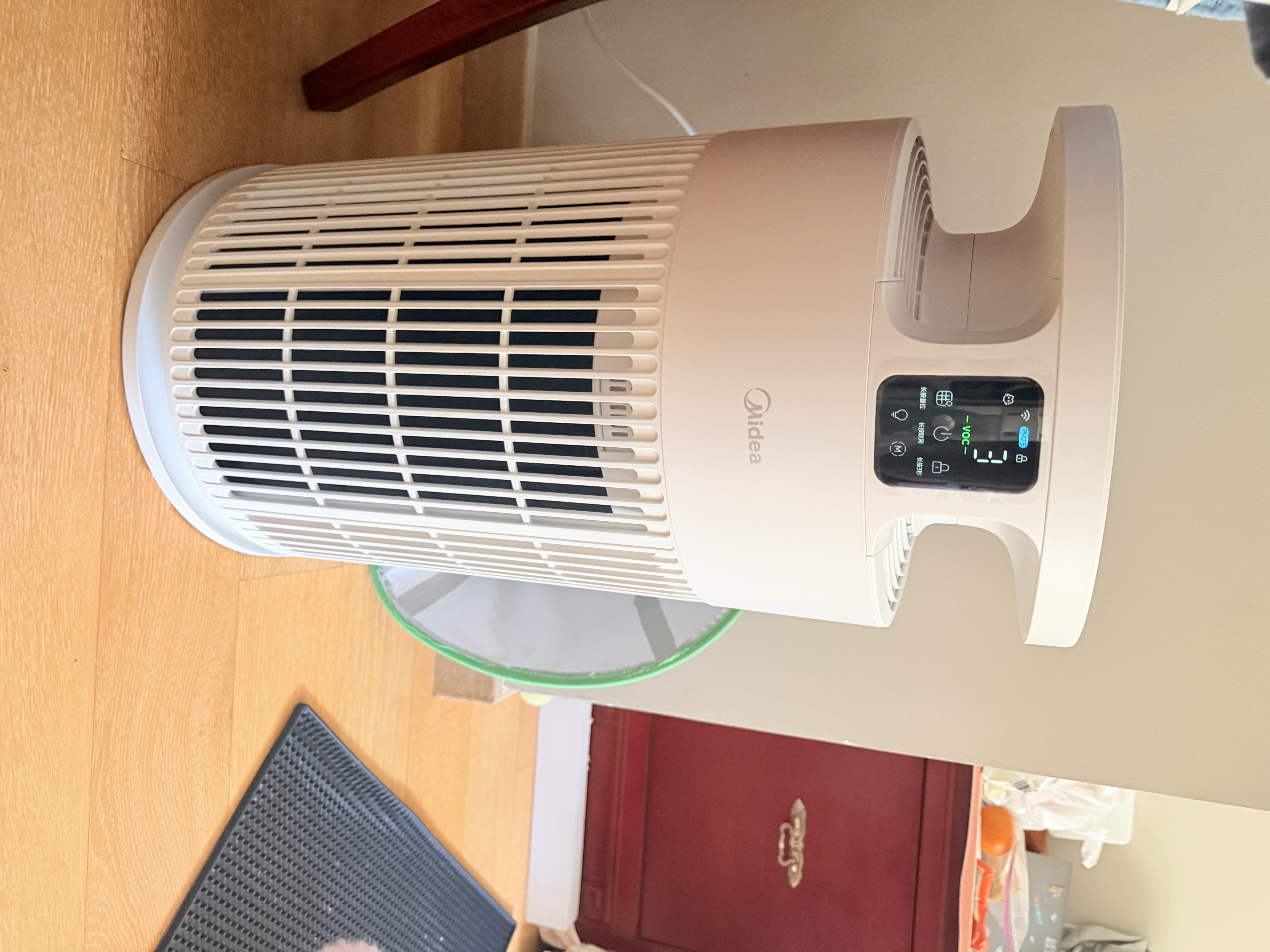 美的（Midea）宠物专用空气净化器 强力吸猫毛狗毛浮毛神器 除过敏原除臭除异味消毒杀菌除醛家用可水洗APP智控 【360°暴风吸毛】小怪兽PET500 实拍图