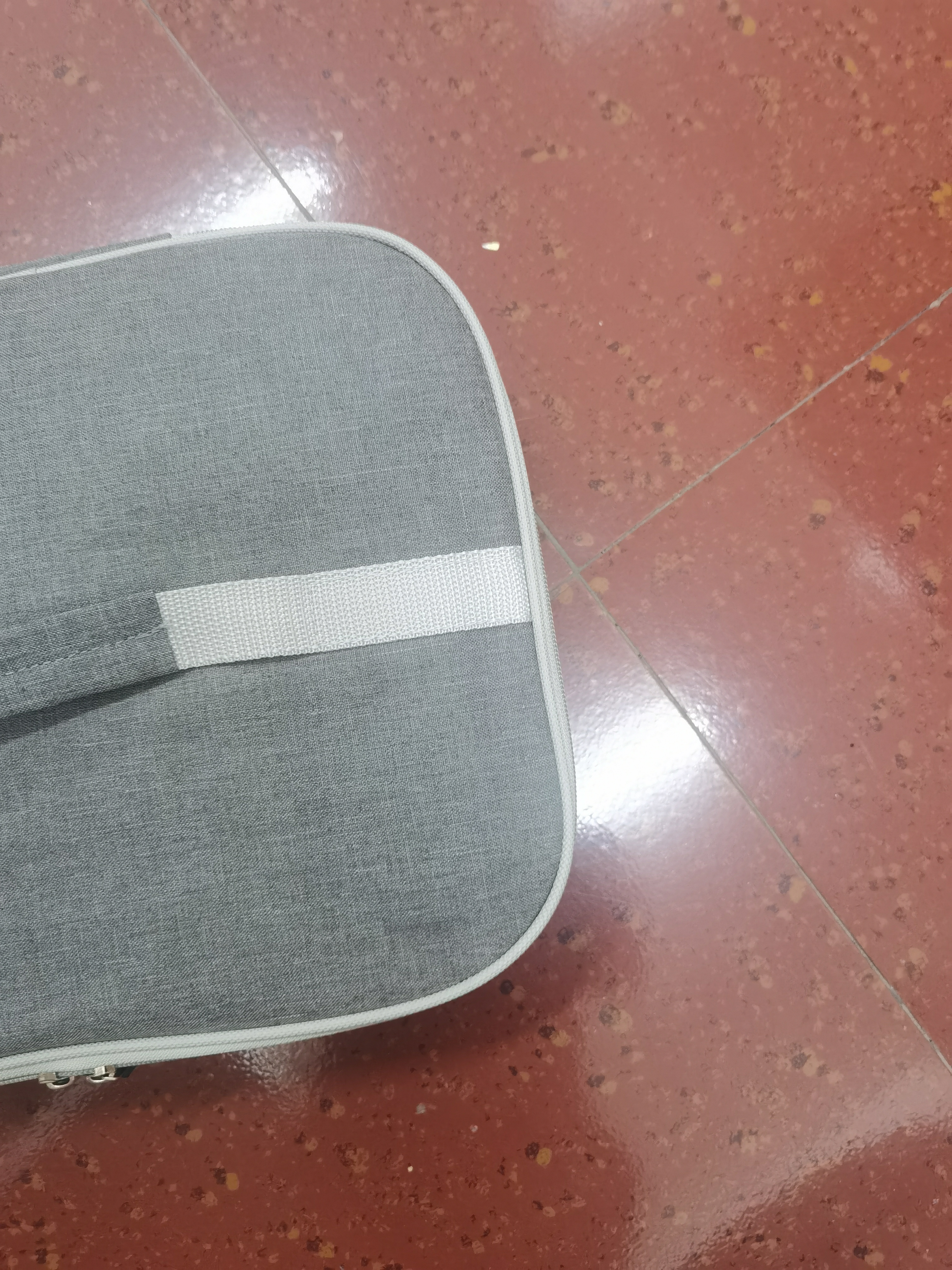 美厨（MAXCOOK）304不锈钢饭盒 加大加深五格学生饭盒2L配餐具汤碗保温袋MCFT8772 实拍图