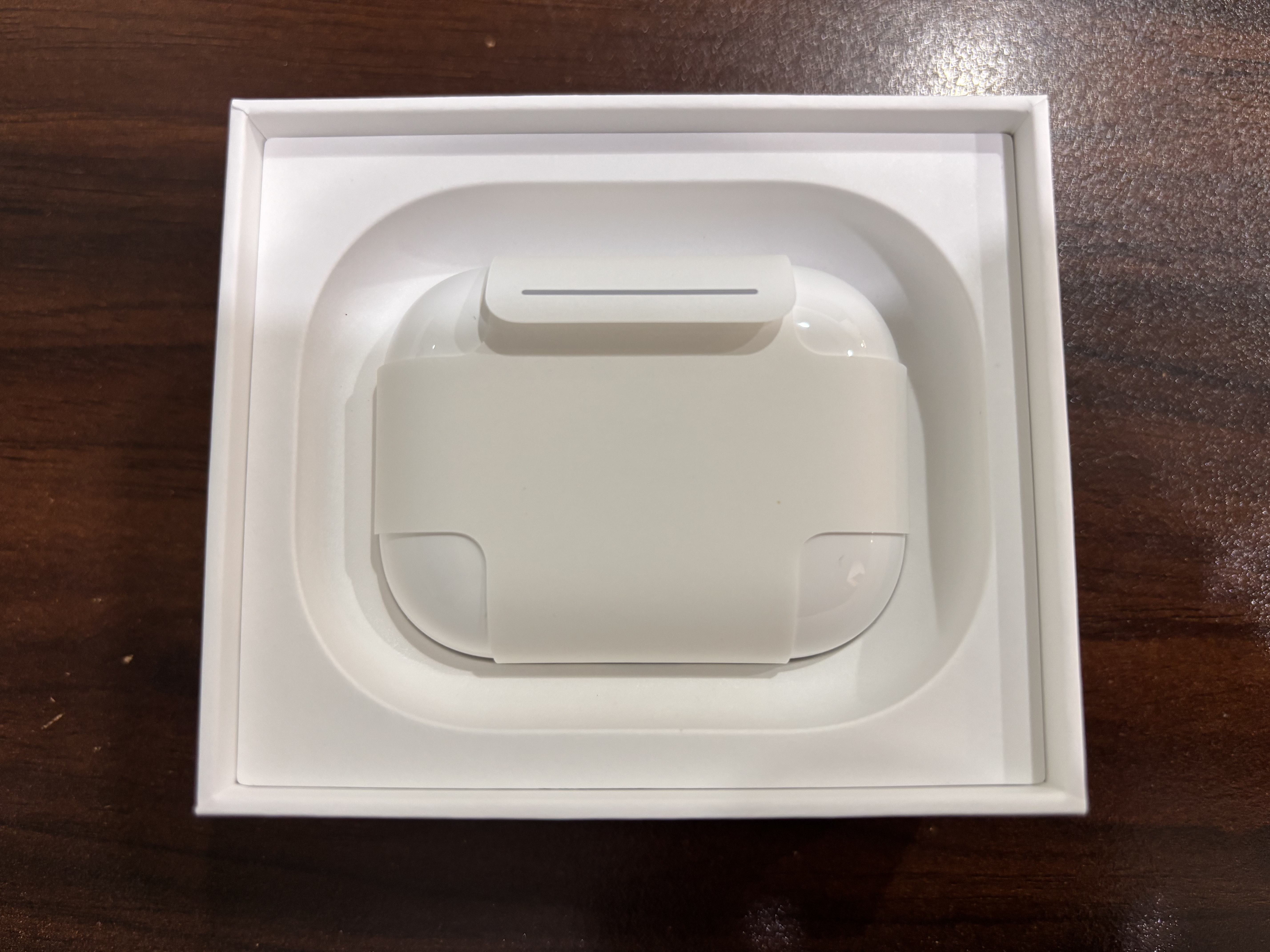 图拉斯【真机开模 | 热销爆款】适用air pods5/4保护套苹果AirPods五代四代透明硅胶三代防摔软壳男女 AirPods Pro 3 【裸机美感 超薄透亮】无线充电丨附赠挂绳 实拍图