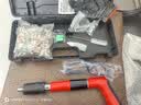 欧力喜迷你射钉吊顶神器炮钉枪打钉钢钉抢线槽水电工木工装修紧固器 【五档威力】射钉枪+赠全套配件 实拍图