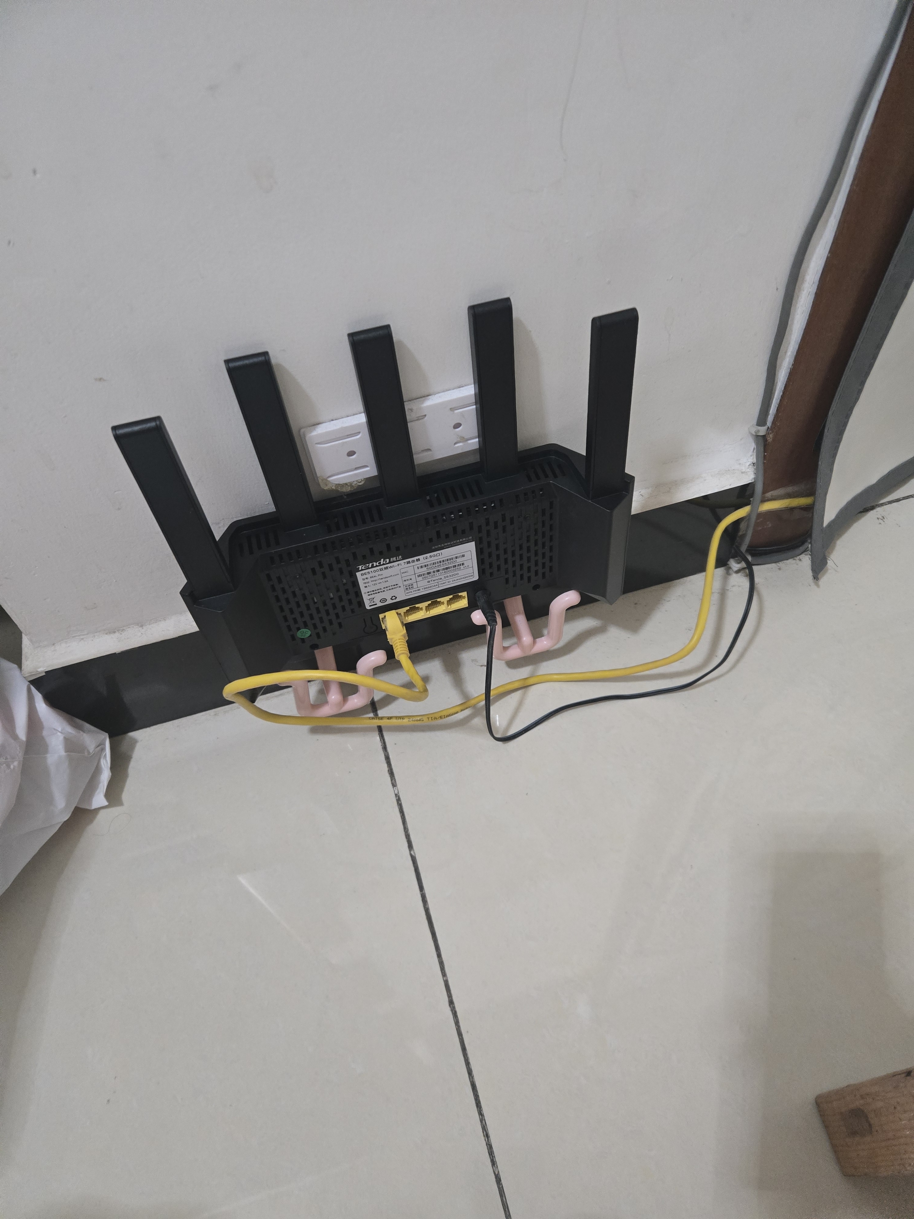 Tenda腾达路由器WiFi7【云霄BE5100】千兆穿墙王信号放大器增强无线超强2.5g网口家用电竞立式BE6L Pro 实拍图