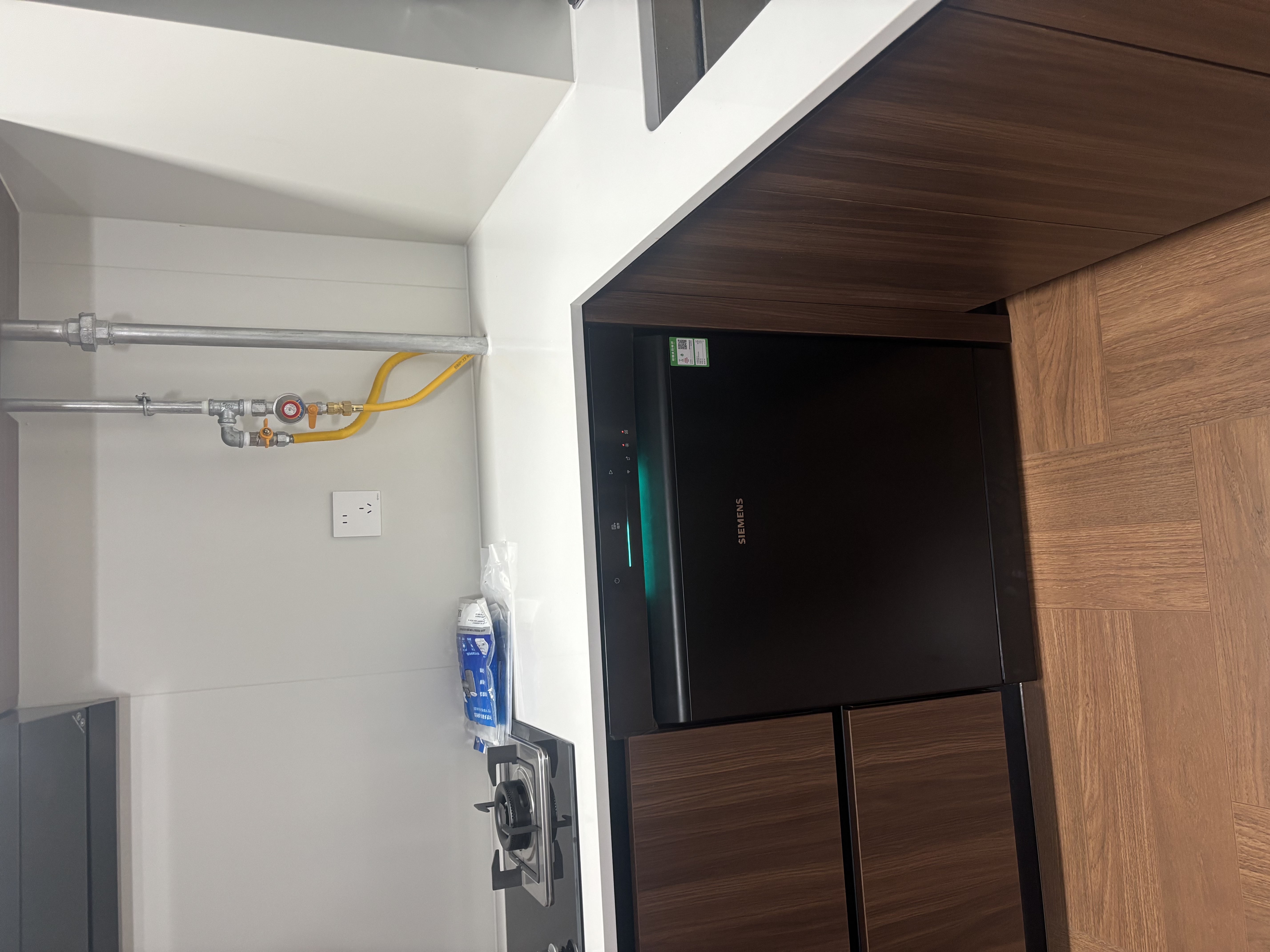 西门子（SIEMENS）极净魔盒3.0MAX 洗碗机17+3套 170升以上家用大容量 智能开门烘干 10天10夜抑菌存储 北极光系列 SN23EB88KC 实拍图