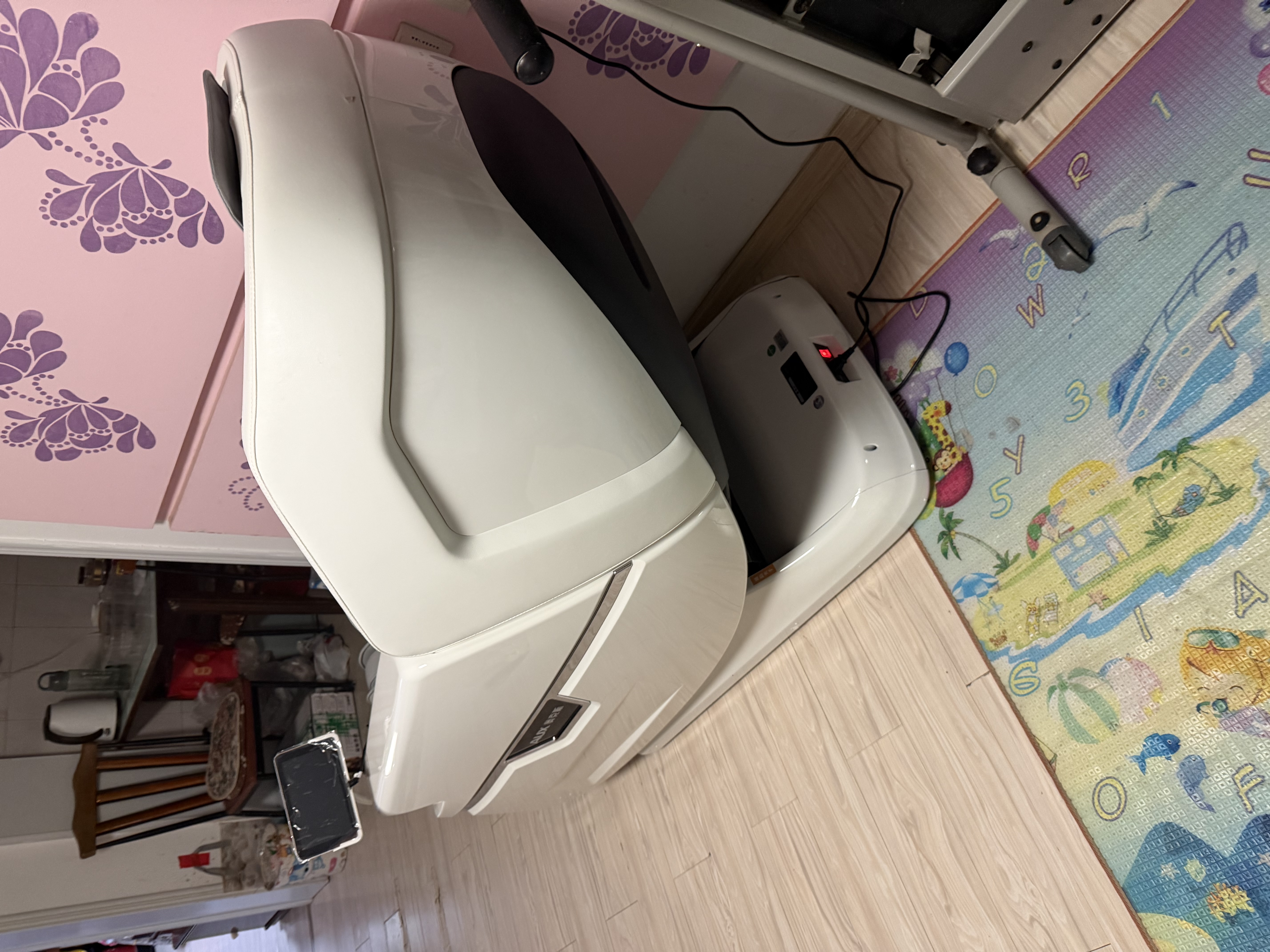 奥克斯（AUX）高端智能4D+4D双机芯按摩椅2026十大品牌家用太空舱全身多功能电动小户型智能沙发中医推拿老人用 雅静白+4D齿轮芯+180°深浮零重力+30套程序 高档礼品送爸爸妈妈老人老婆女友男 实拍图