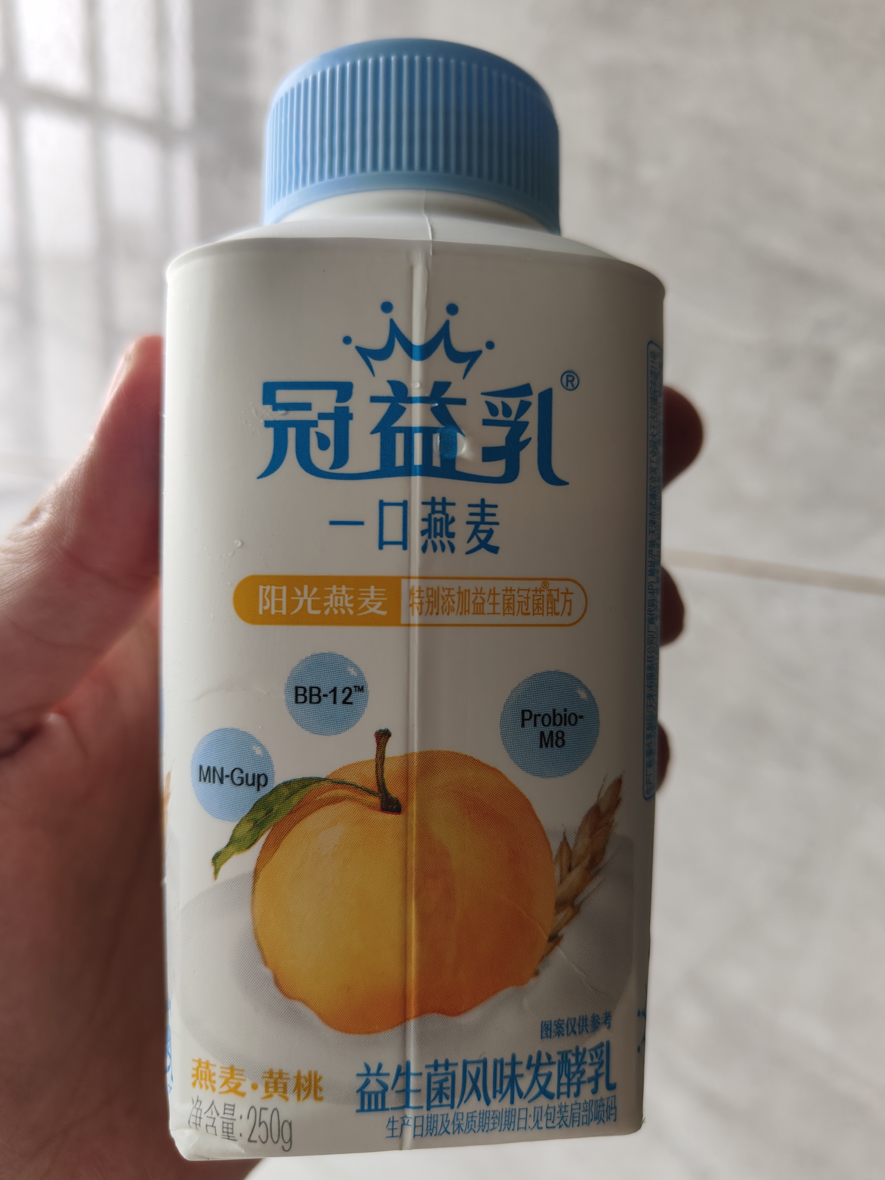 蒙牛（MENGNIU）蒙牛孙颖莎低温酸奶一口燕麦黄桃味250g*4瓶（新老包装交替发货） 实拍图