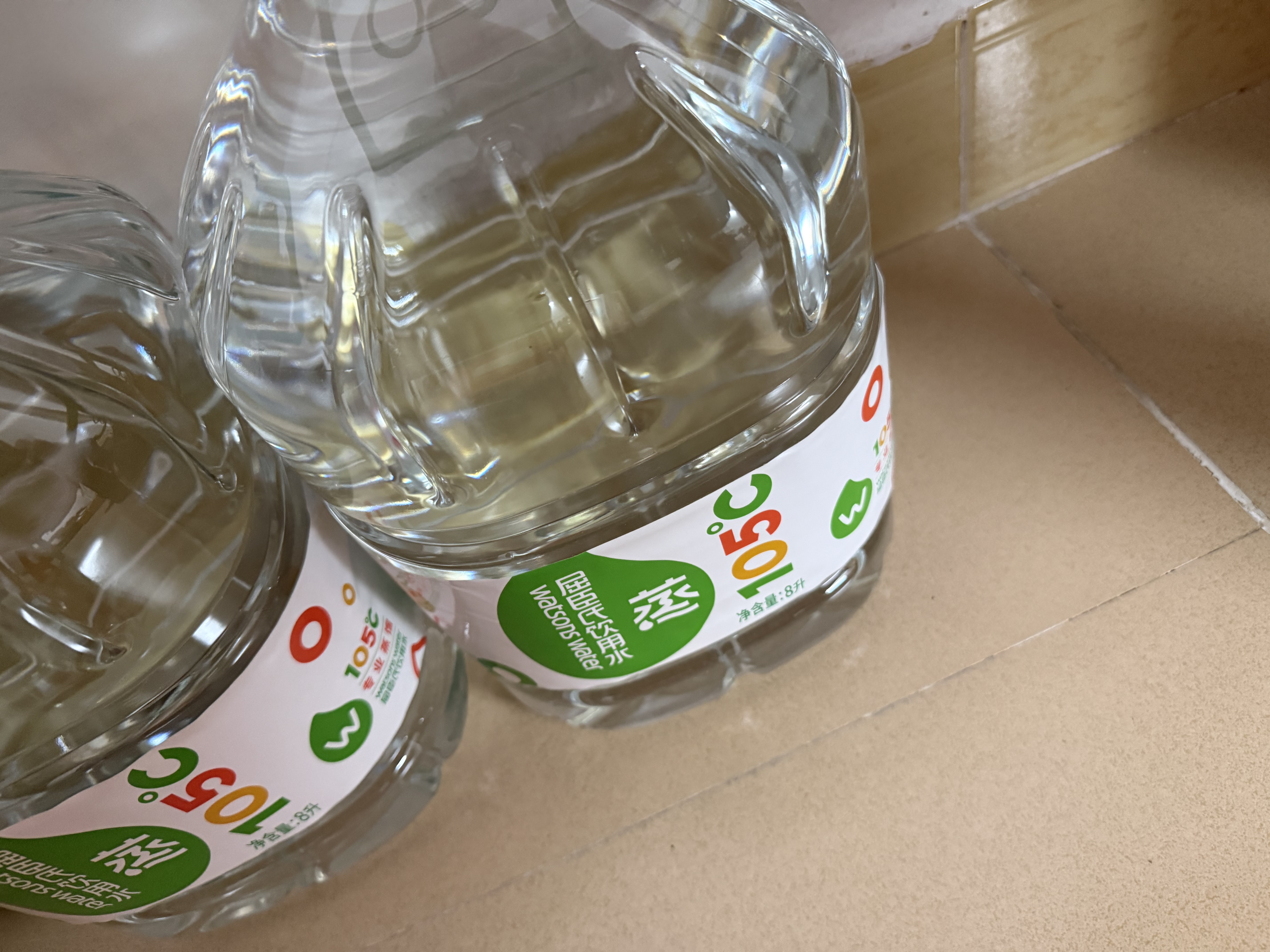 屈臣氏蒸馏水纯净水8L*2桶整箱大桶装水饮用水家庭装泡茶煲汤 实拍图