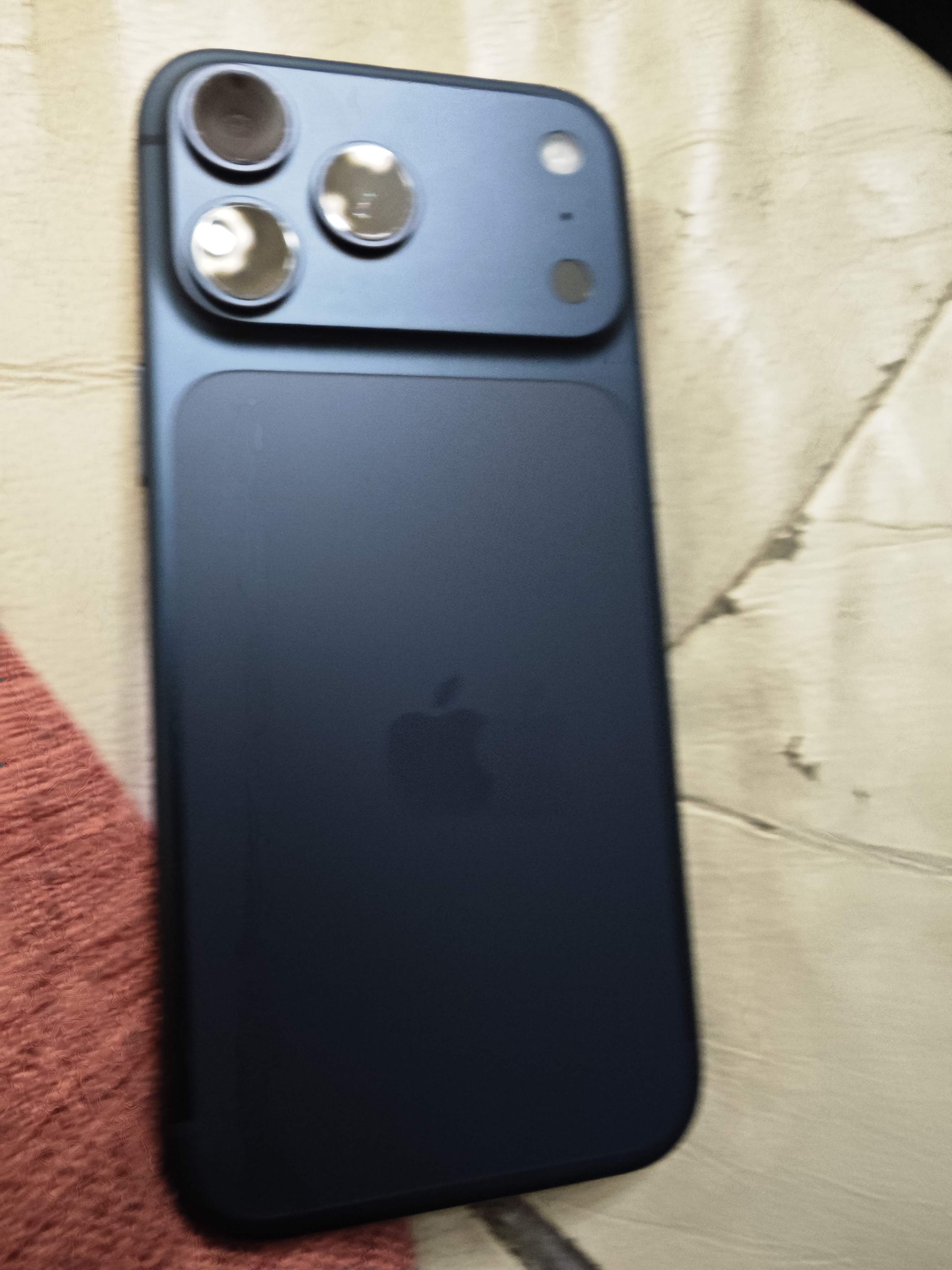 Apple/苹果/苹果【需现场激活】 iPhone 17 Pro Max 2TB 深蓝色 支持移动联通电信5G 双卡双待【电信补贴】 实拍图