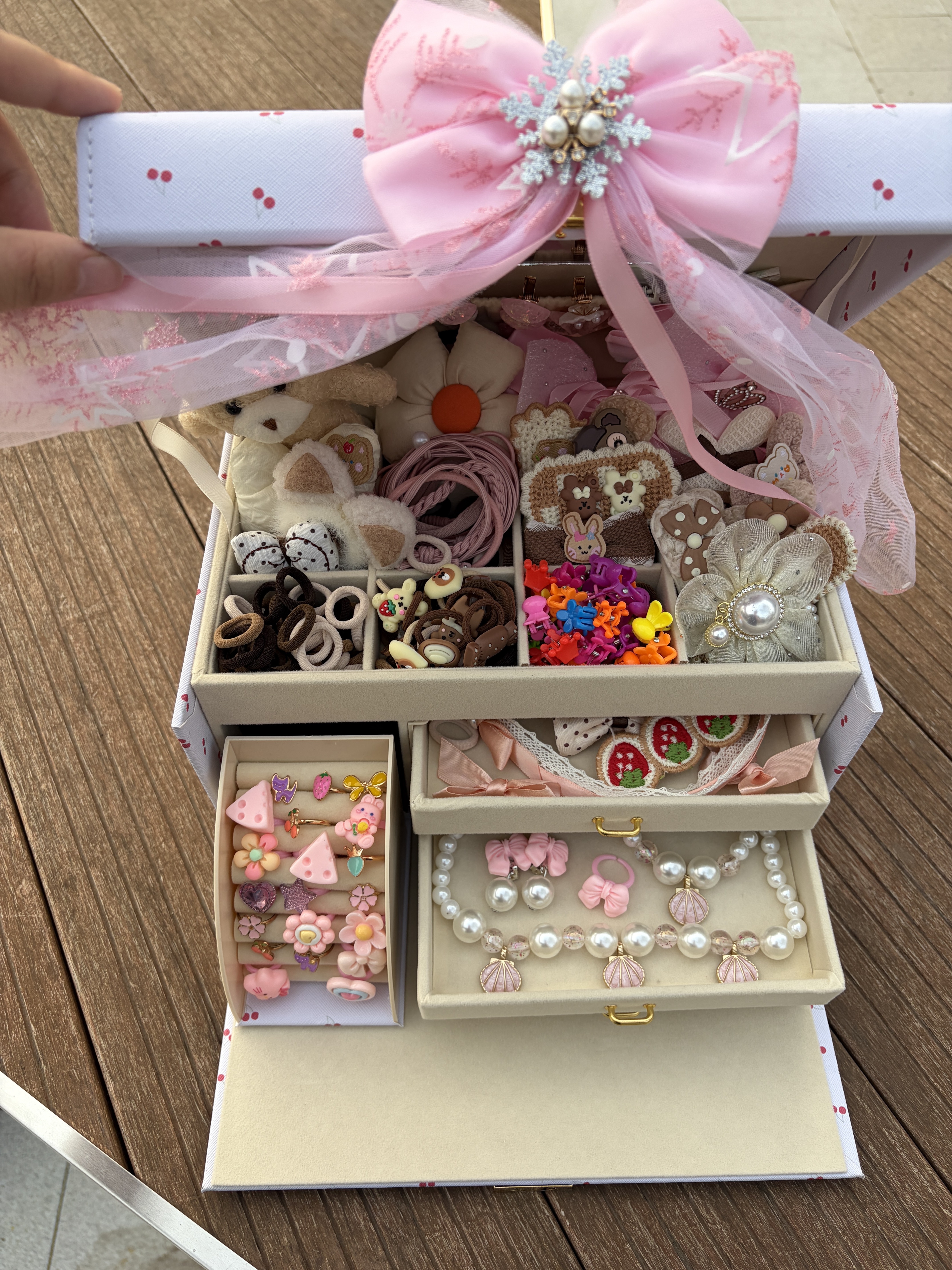 爸爸妈妈小女孩生日礼物玩具儿童女童发饰礼盒小姑娘发夹首饰盒套装高档 实拍图