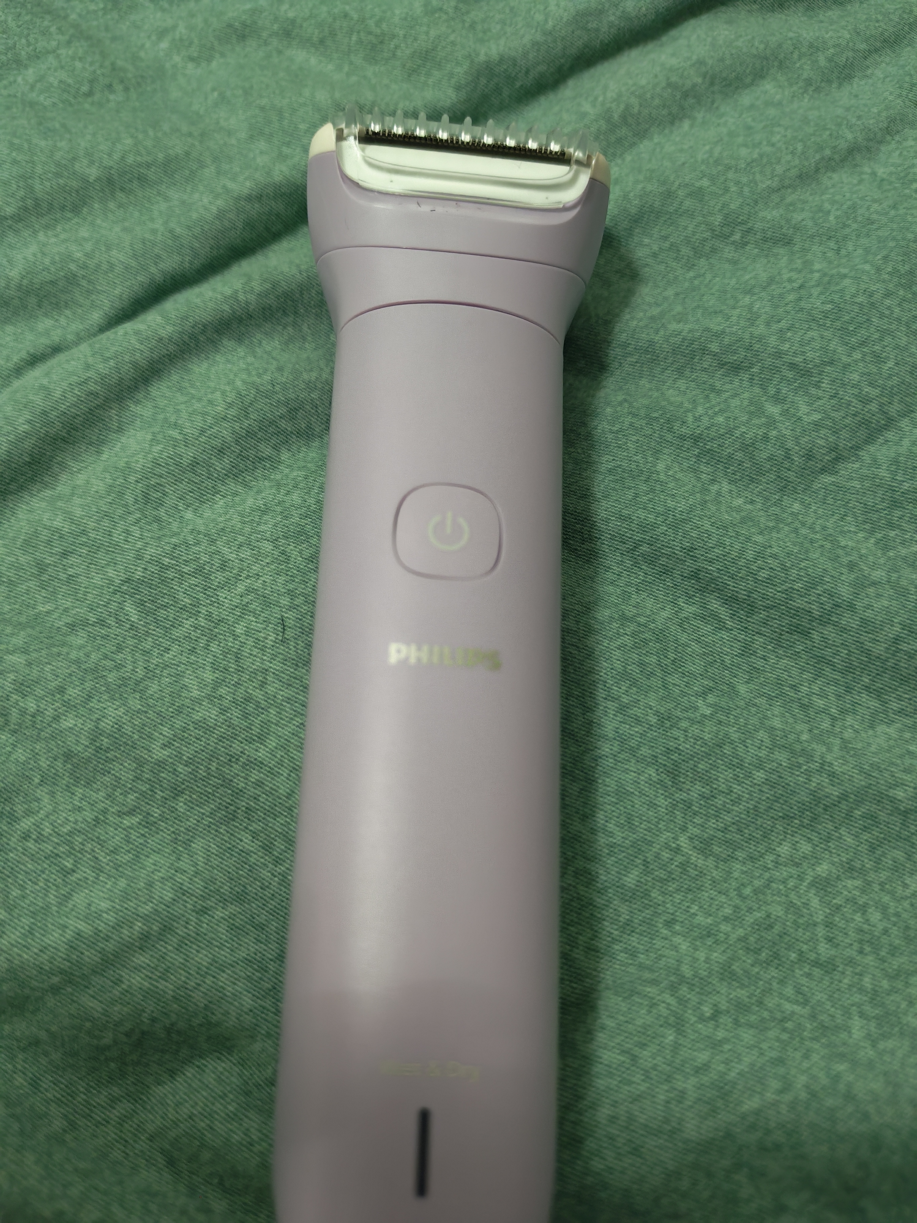 飞利浦（PHILIPS）【邓凯同款】电动净护小紫剃毛器新包装珍珠柔提切双刀头干湿两用小巧全身脱刮毛送中秋节礼物女 实拍图