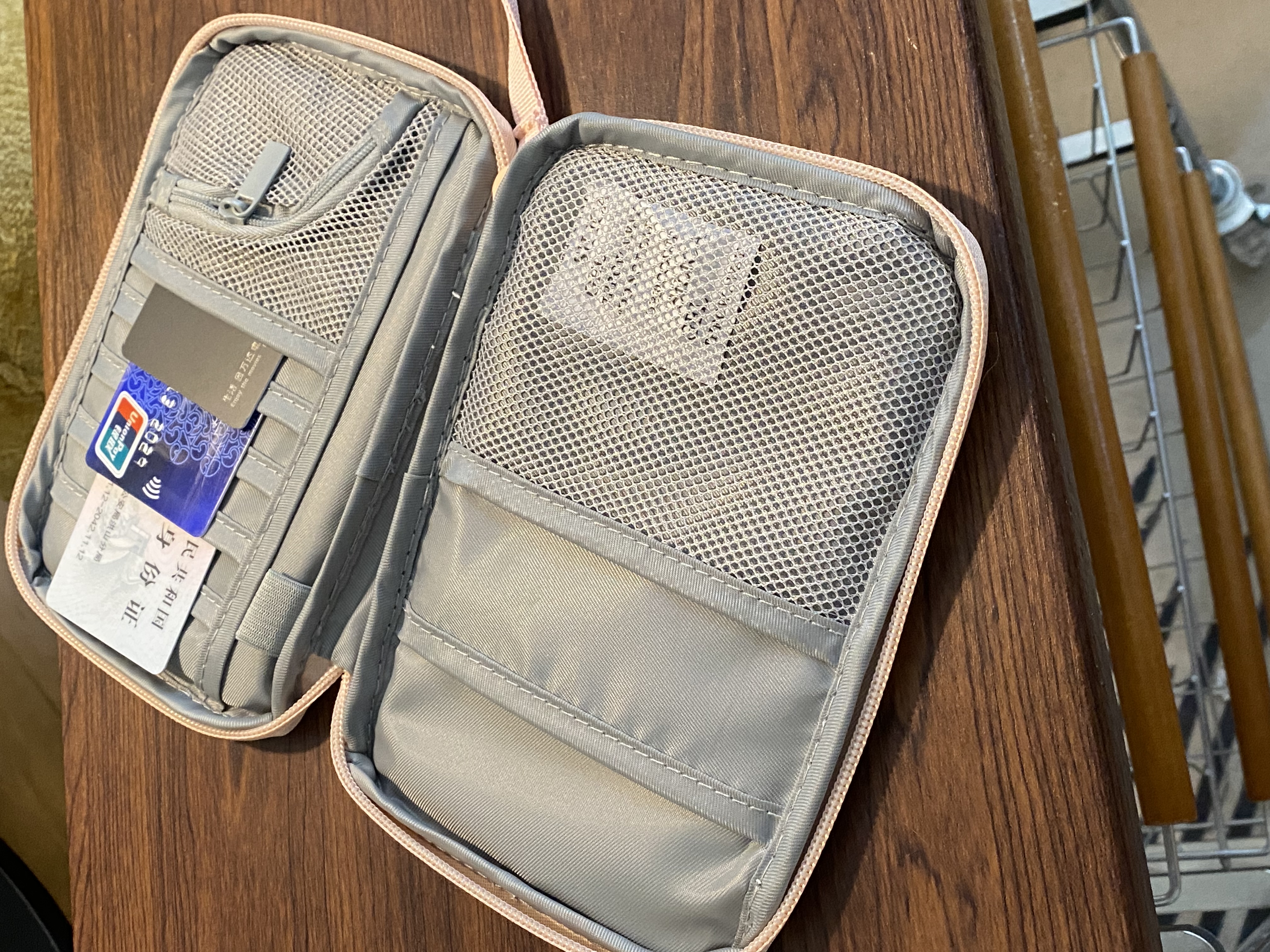 范爷家防盗刷证件收纳包大容量登机牌护照保护套便携出国旅行卡包护照夹 实拍图