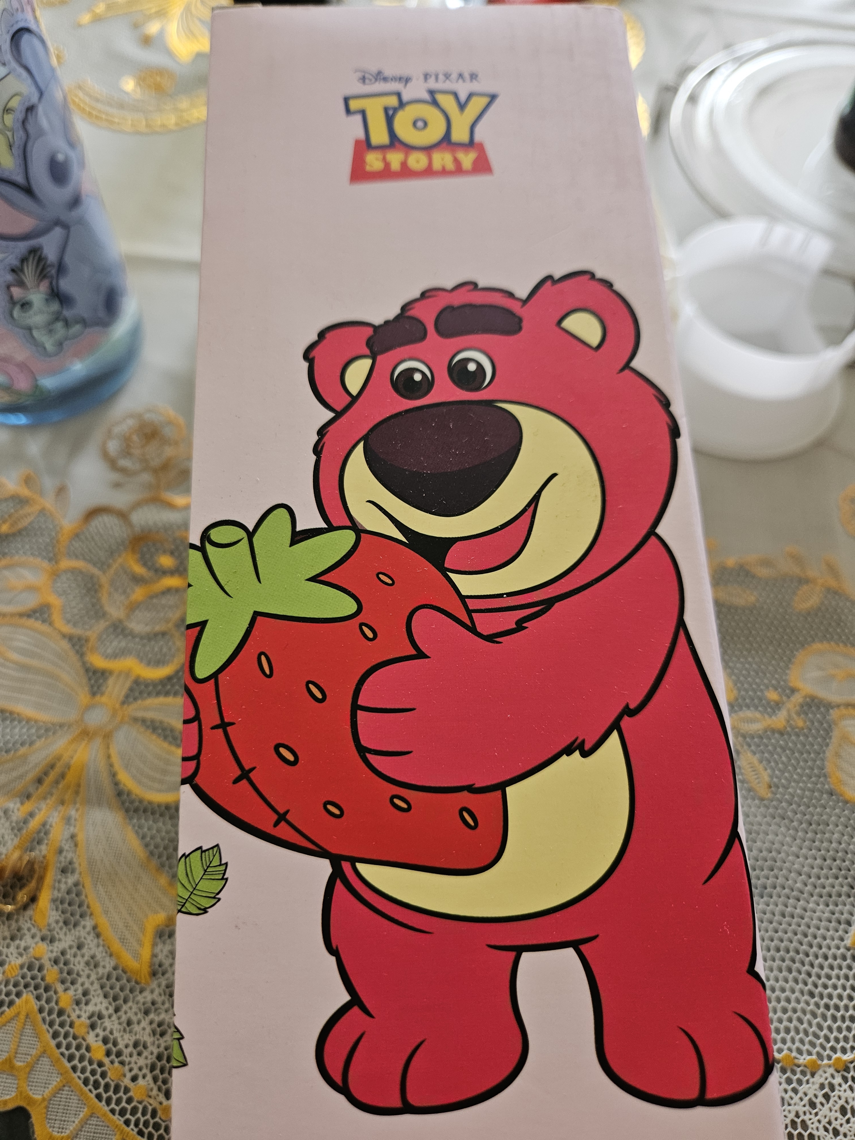迪士尼（Disney）水杯礼物儿童直饮杯6-12岁草莓熊塑料杯女运动水壶大容量便携手提 实拍图