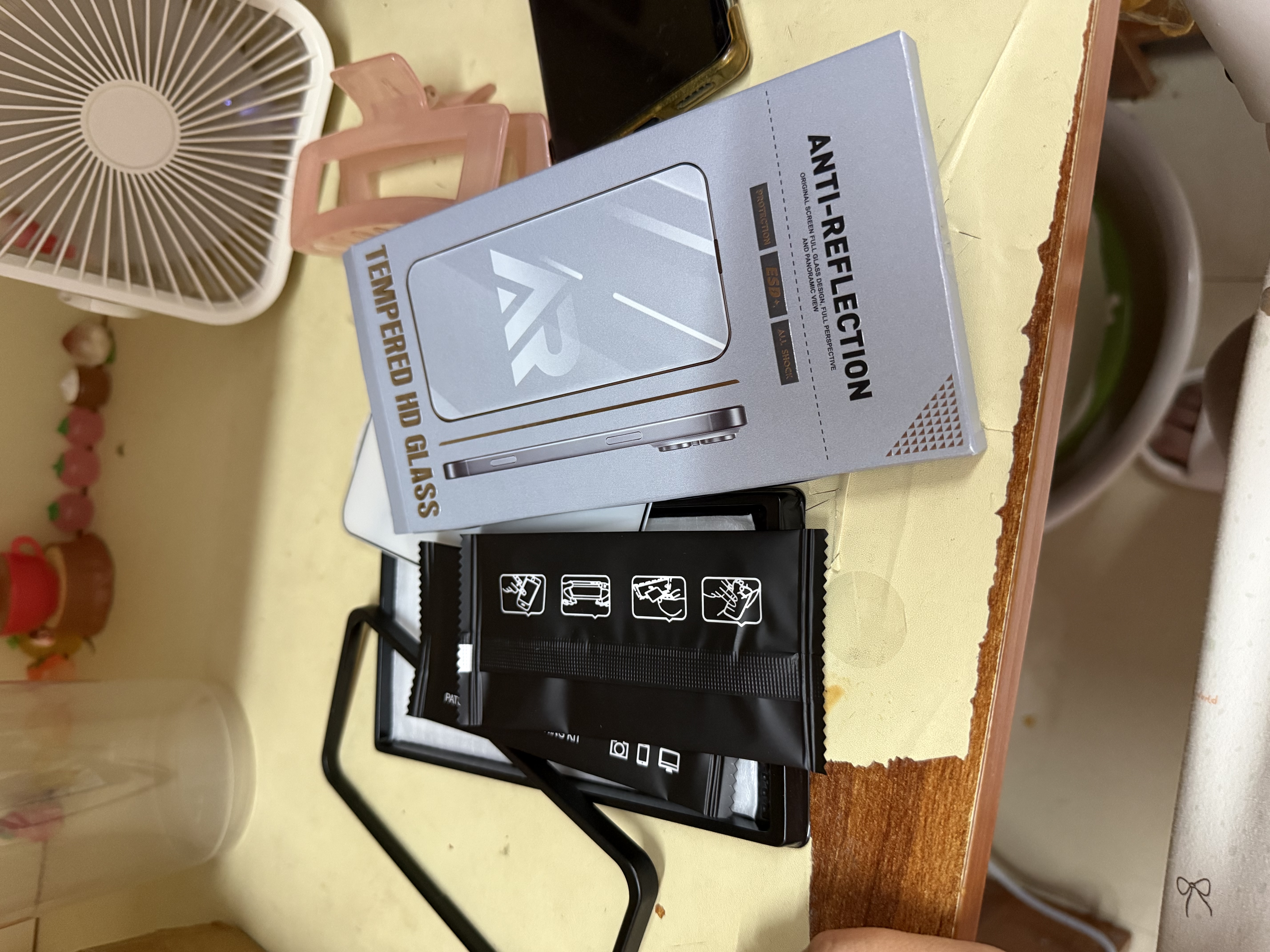 酷泽尔【AR抗反射护眼膜】适用于苹果17promax钢化膜iphone18/17/16/15手机贴膜16Pro防蓝光防摔防指纹 【超清护眼】2片*AR抗反射丨德国进口丨高透不眩光 苹果16ProMax 实拍图