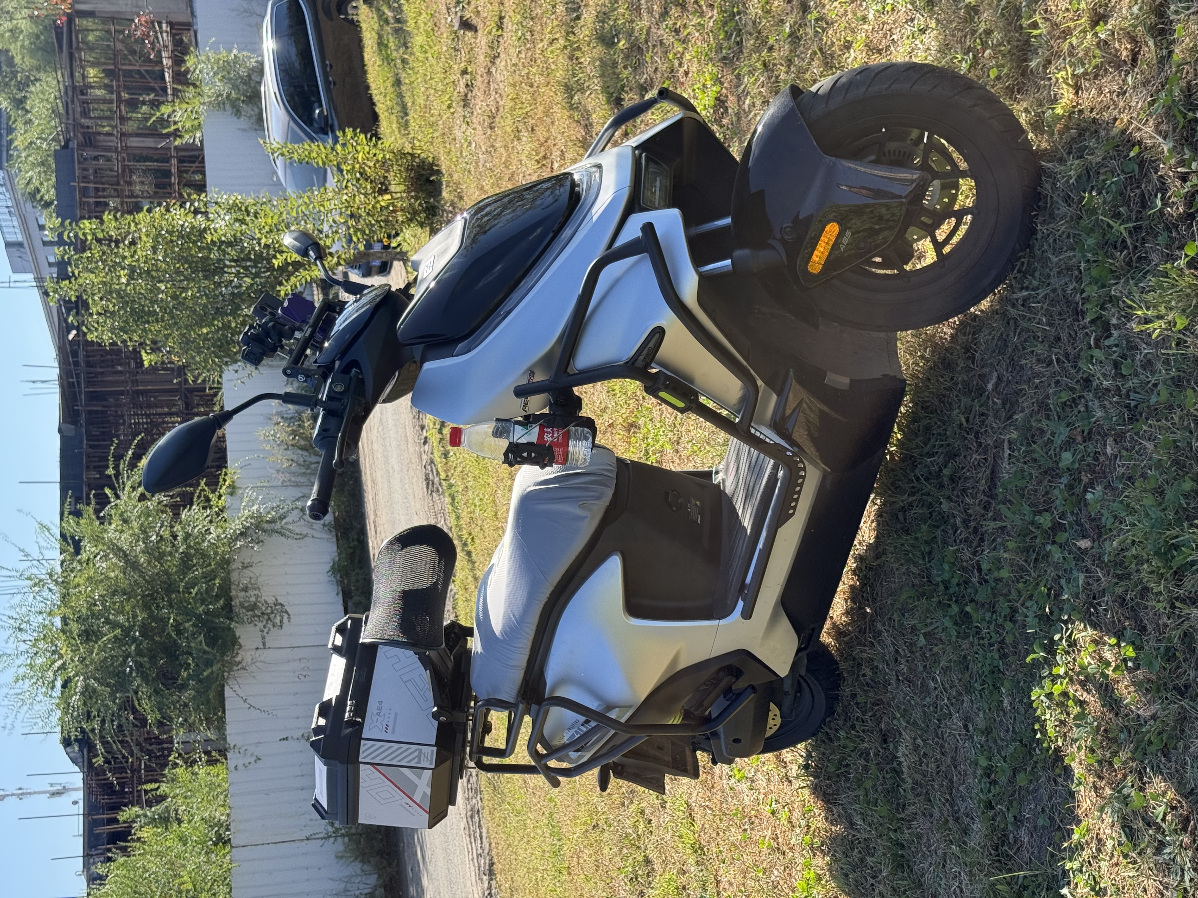 小哈电动摩托车锂电池72V114Ah 宁德时代三元锂大容量电动车电池 实拍图