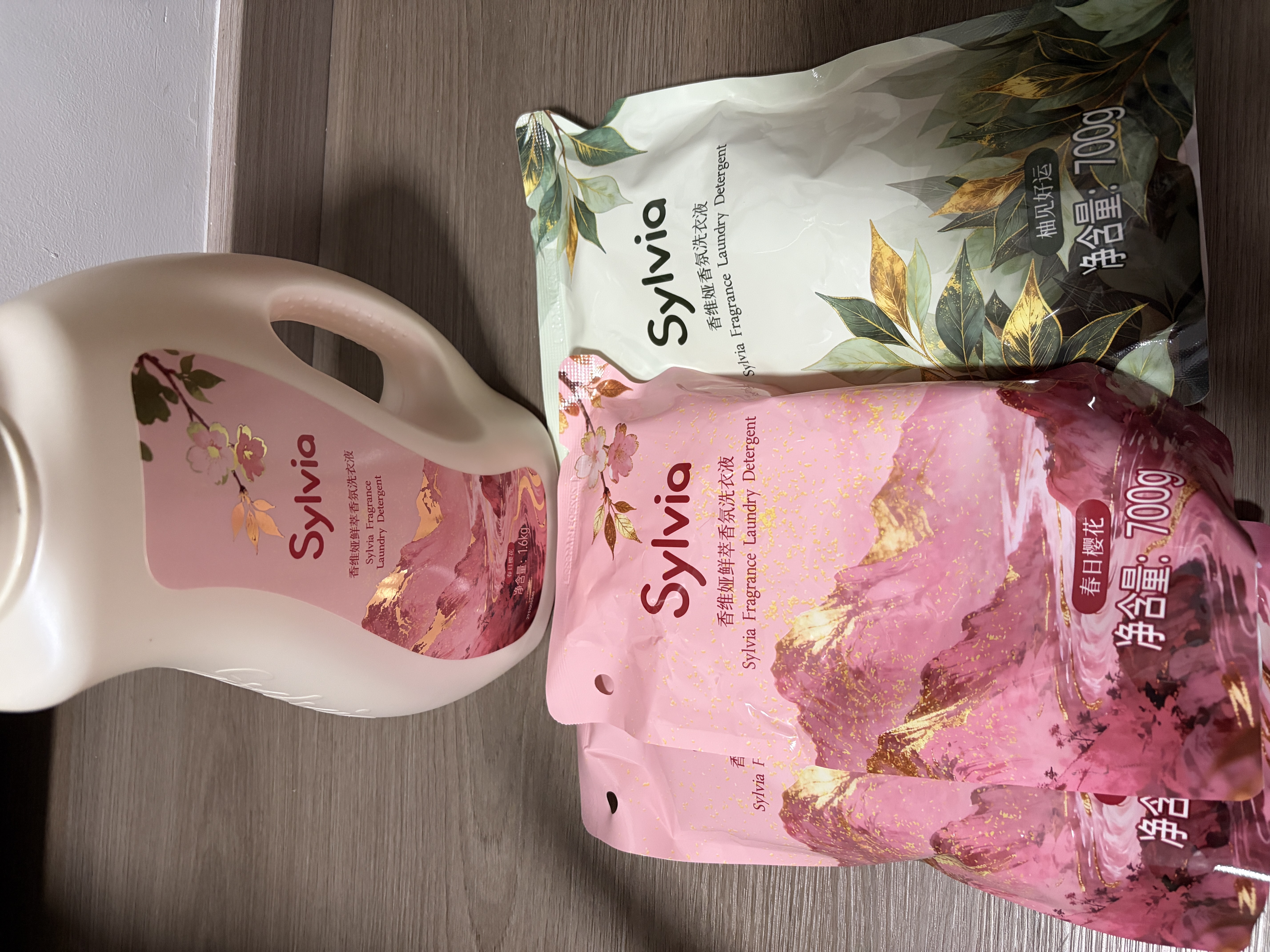 立白香维娅洗衣液3.7kg套装 春日樱花+柚见好运瓶装袋装 品质严选 实拍图