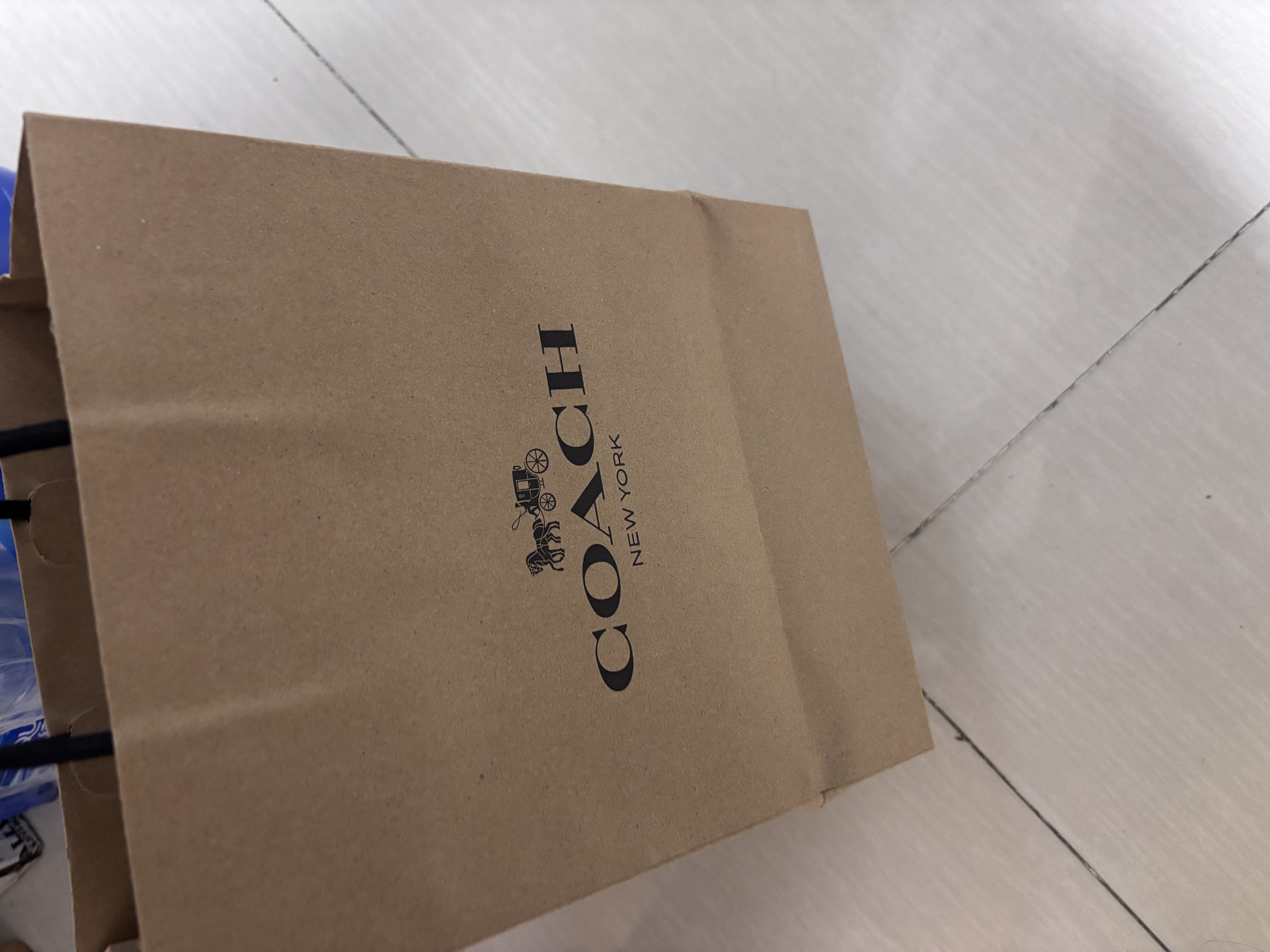 蔻驰（COACH）奥莱女士女包经典老花ROWAN 迷你波士顿单肩斜挎包通勤手提包礼物 IM/胡桃木色/黑色 实拍图