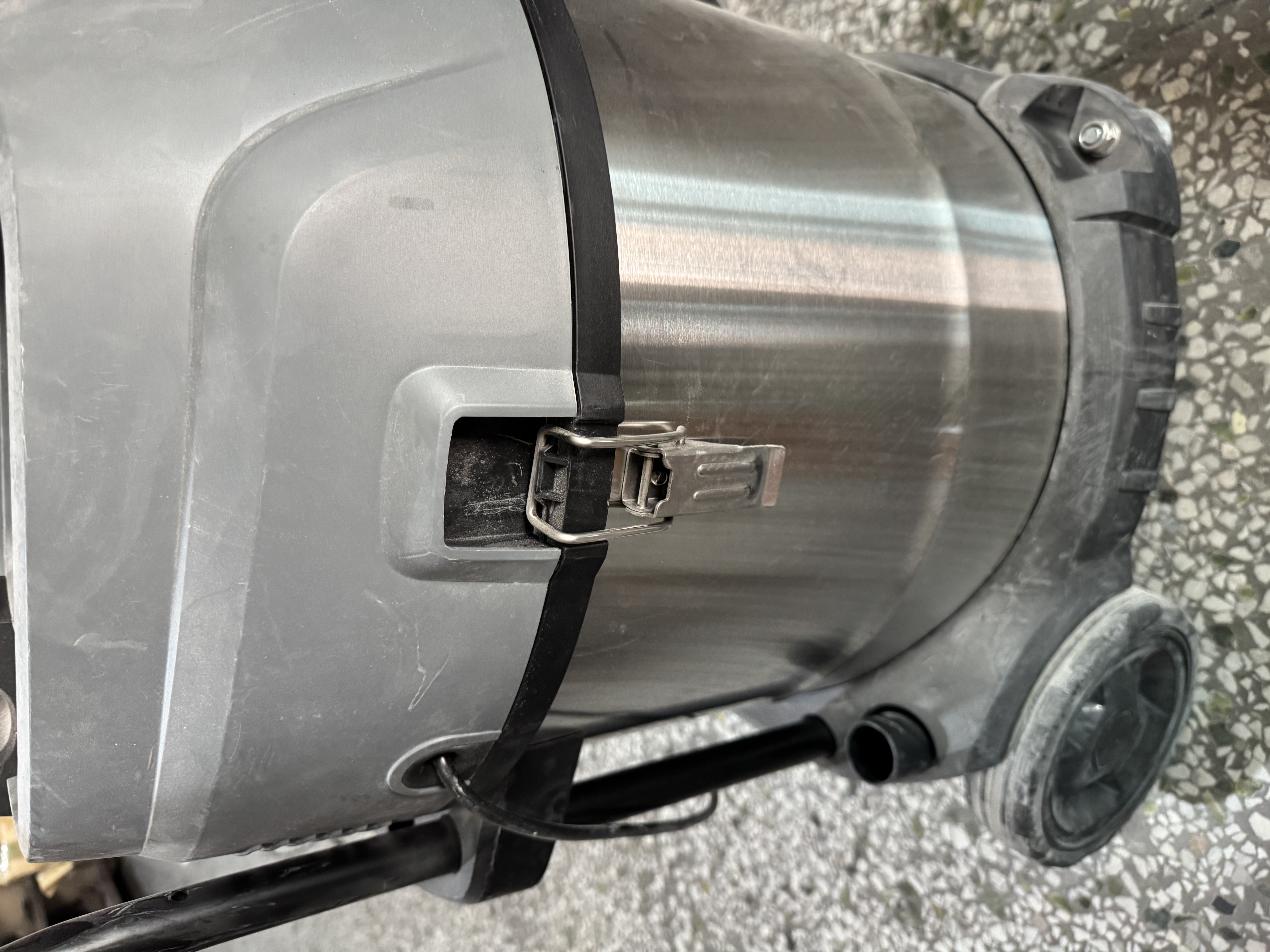 KARCHER 德国卡赫 商用工业不锈钢桶式干湿两用大功率大吸力吸尘器 NT50/2 双电机 50升尘桶 全国联保 实拍图