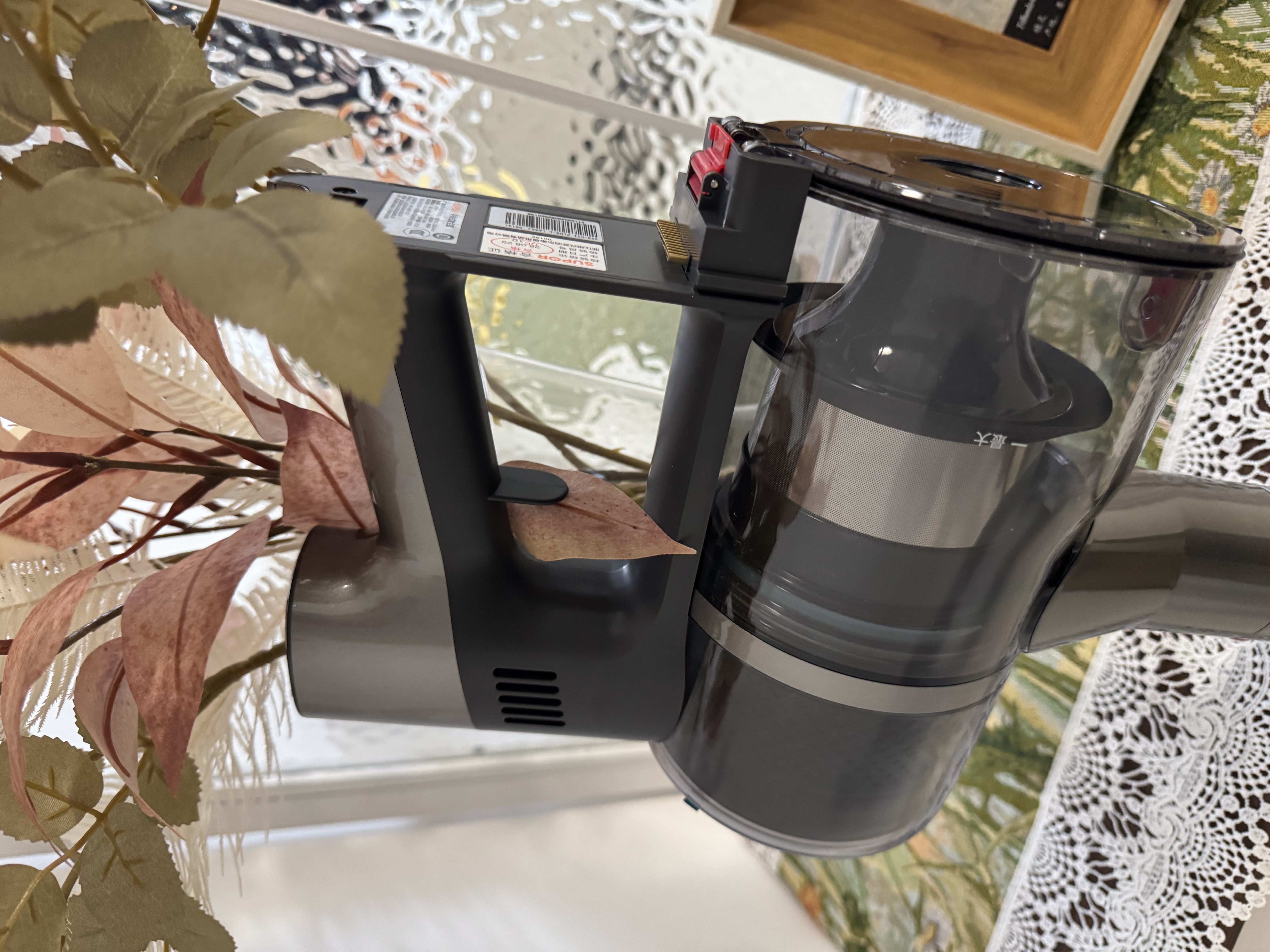 苏泊尔吸尘器家用无线绿光显尘车载大吸力智能调节除螨除尘猫毛狗毛宠物家庭【防缠绕】C11PLUS-L 实拍图