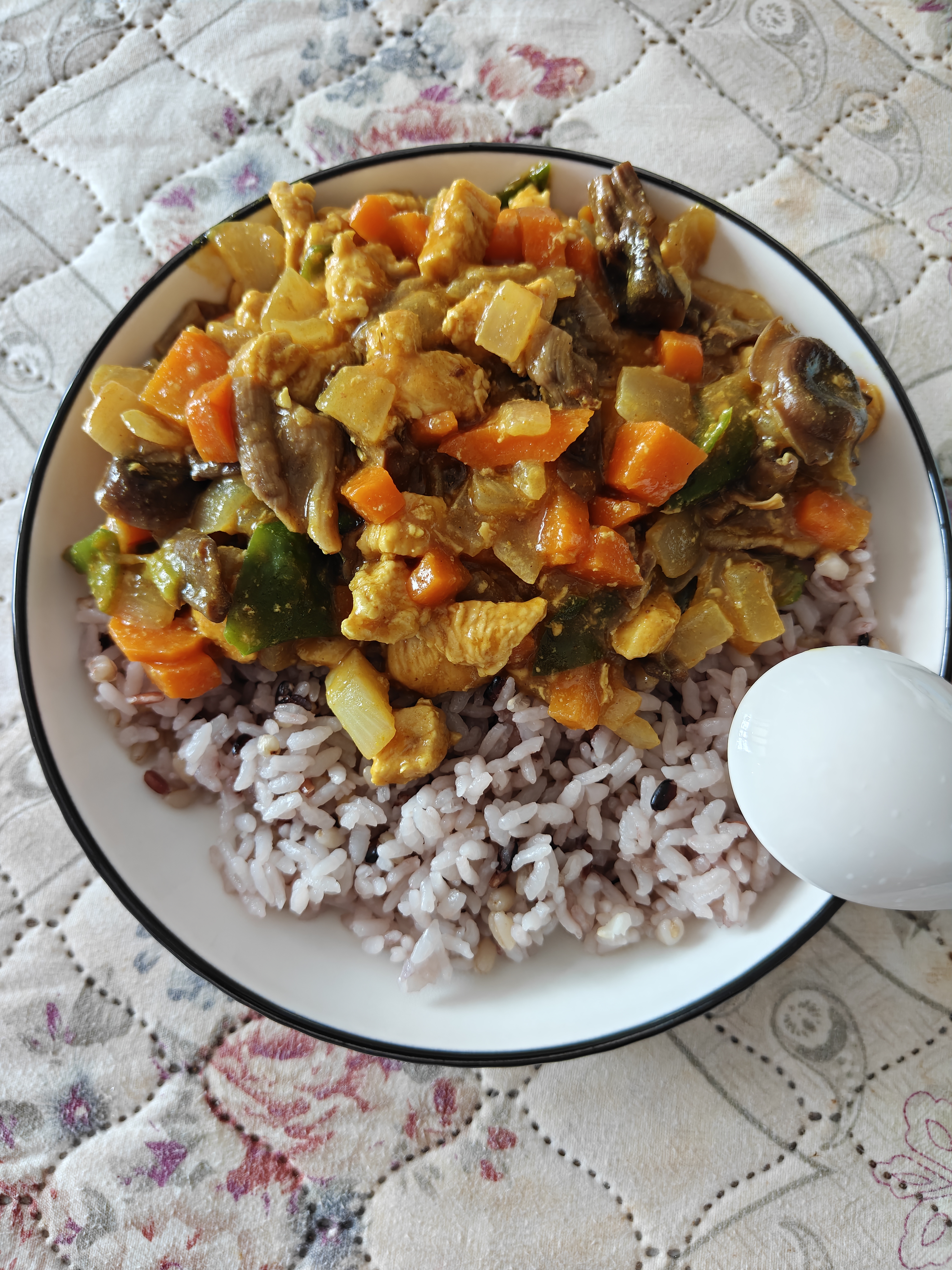 不倒翁苹果咖喱块100g原味 韩国进口 日式块状咖喱饭咖喱鸡牛肉 2-4人份 实拍图