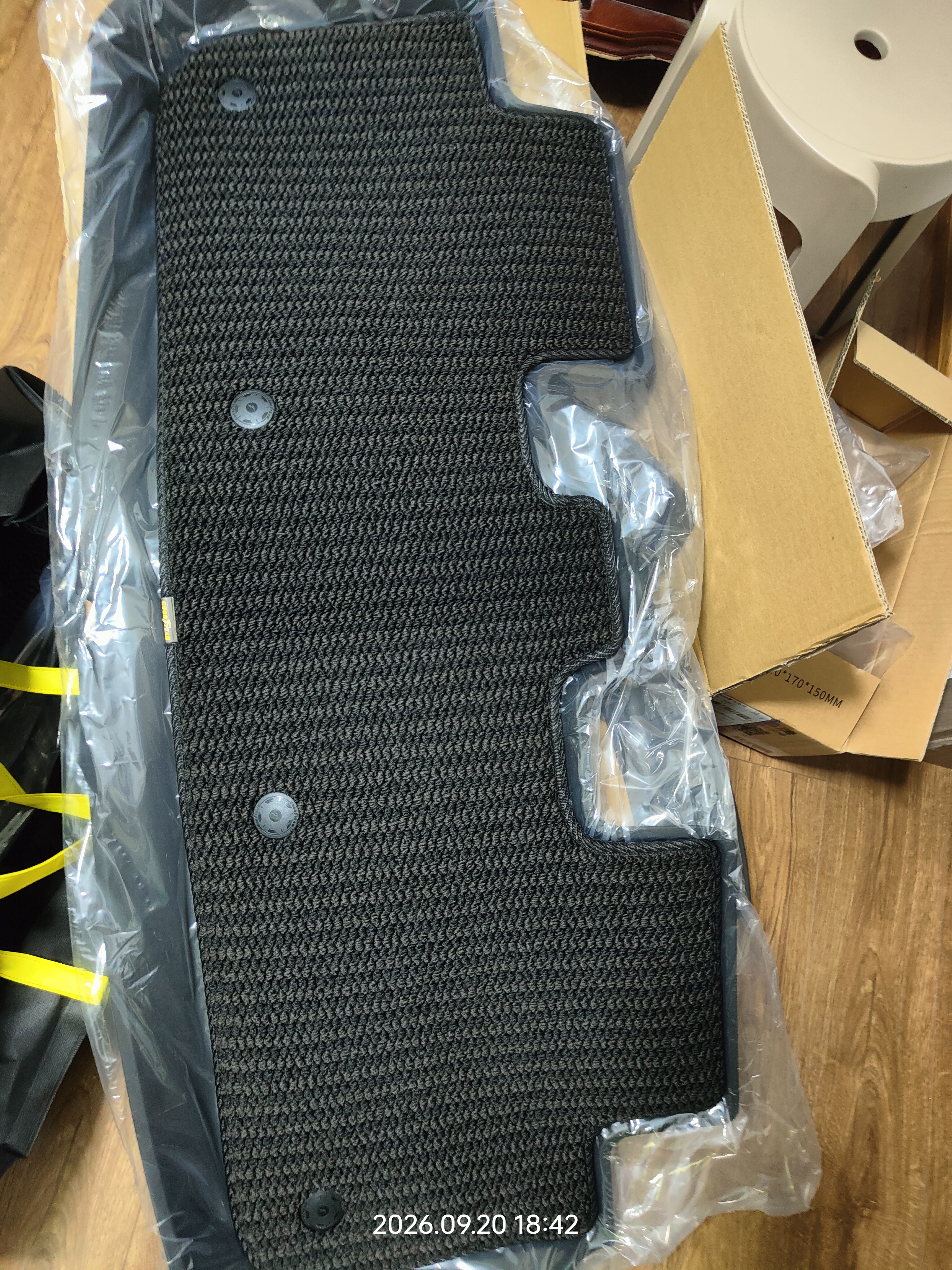 固特异（Goodyear）tpe汽车脚垫适用于特斯拉焕新ModelY配件高边TPE脚垫黛尼斯毯 实拍图
