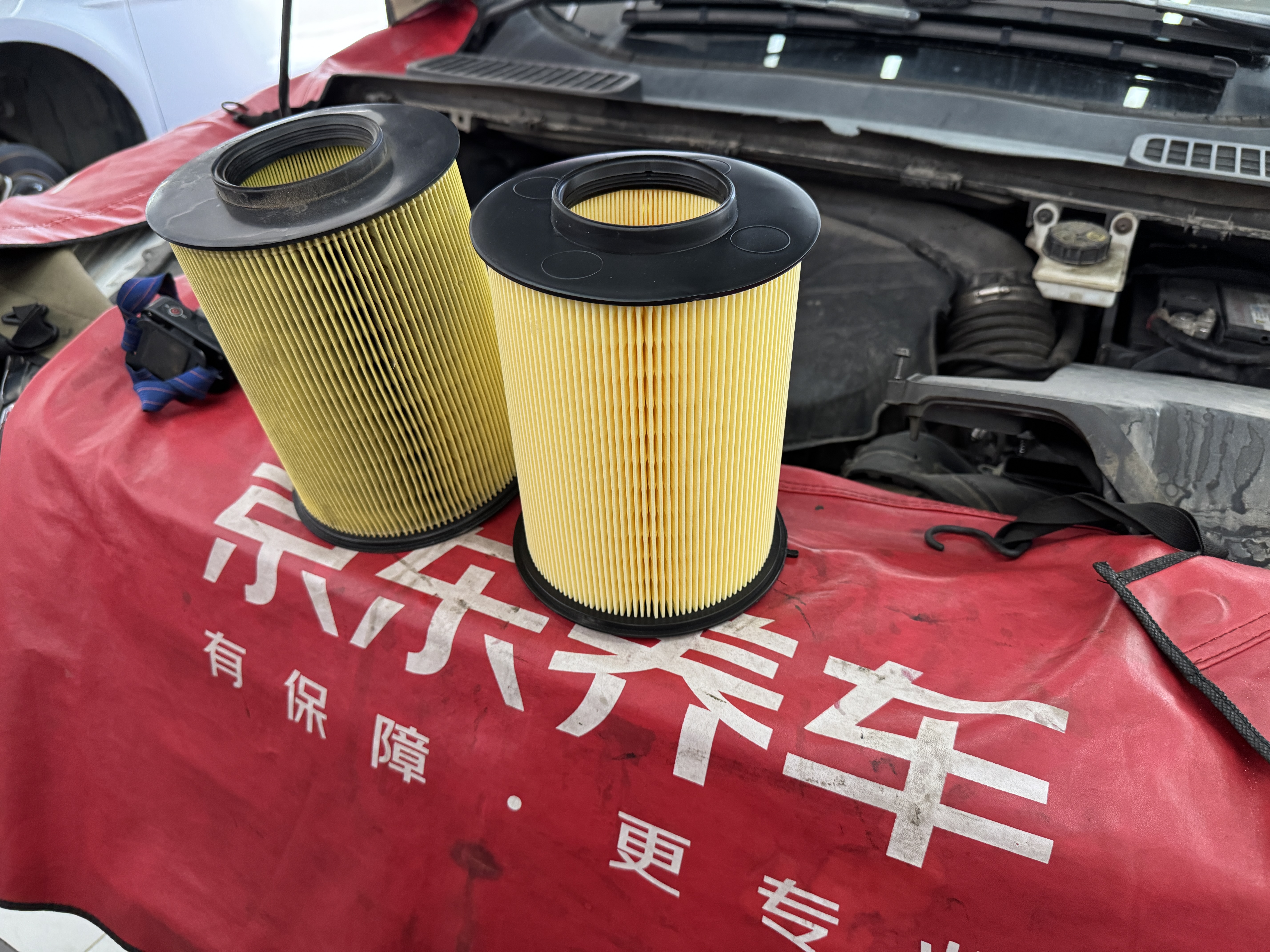 湃速13-26款福特翼虎1.5T/1.6T/2.0T空调滤芯和空气滤芯汽车原厂适配 实拍图