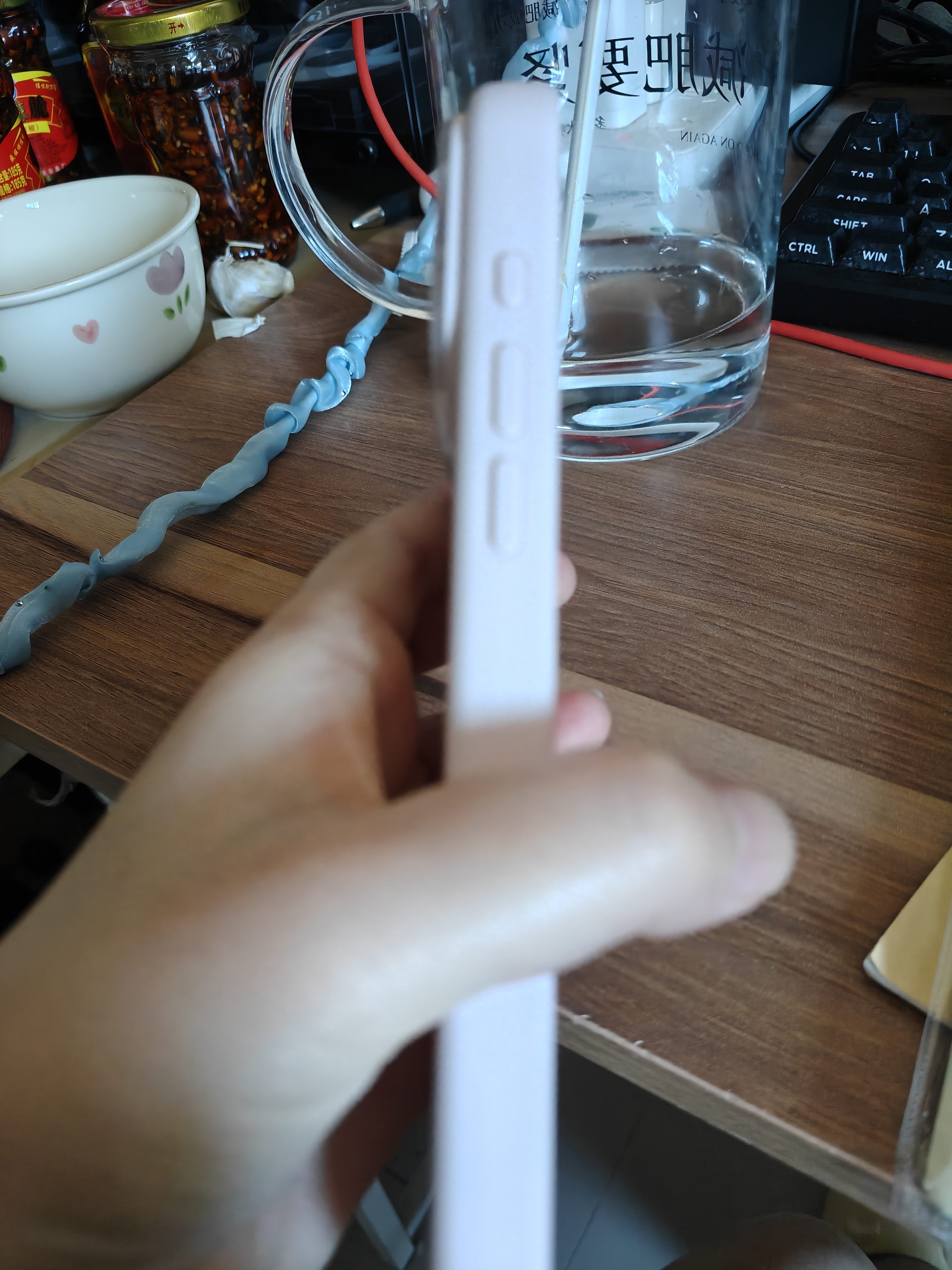 蓝妮子适用 苹果18promax手机壳 iphone18pro max手机壳苹果17pro手机壳苹果17promax手机壳磁吸液态硅胶 相机按键全包【砂粉色】自带镜头膜 苹果18ProMax 实拍图